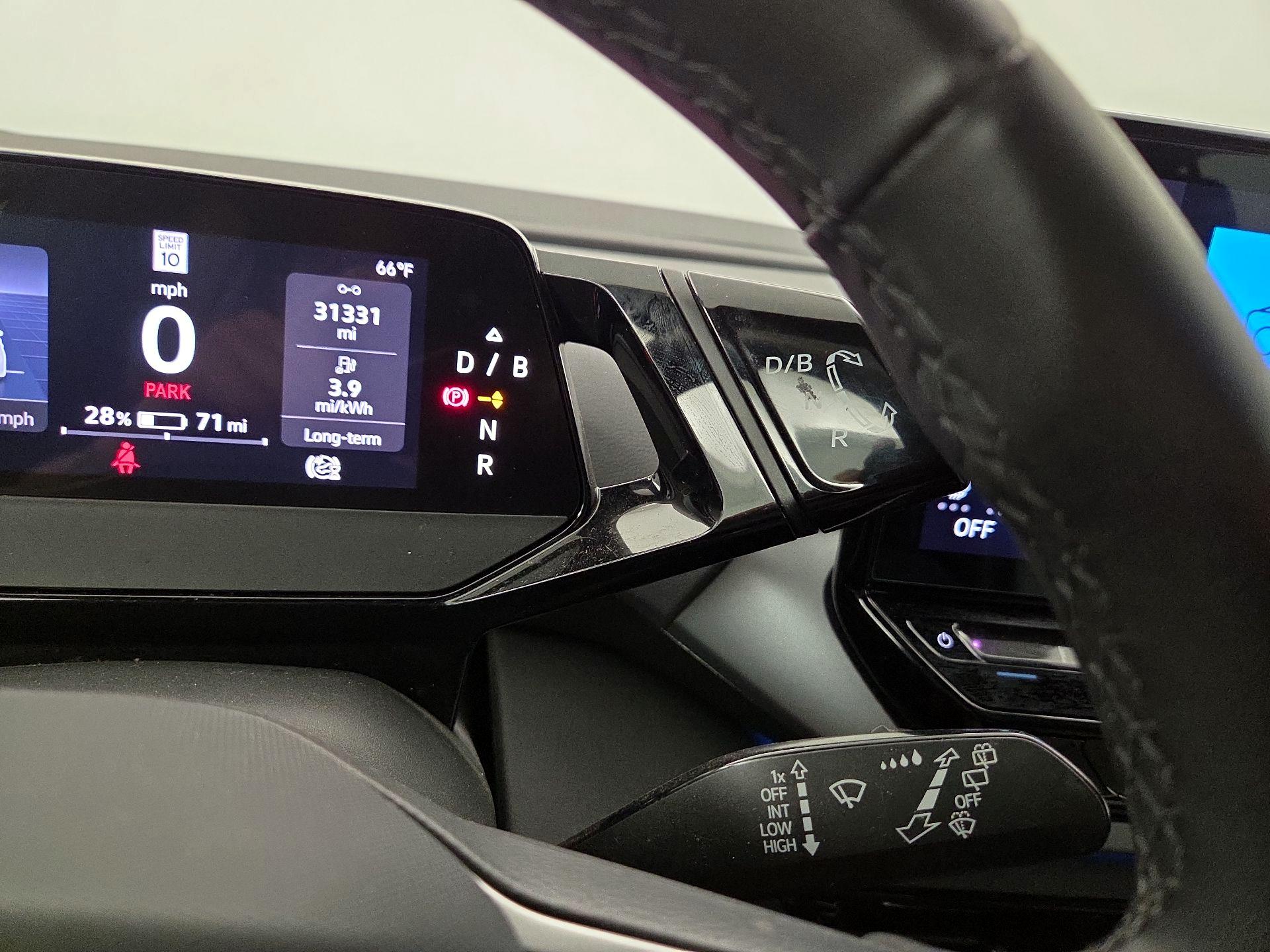 Thumbnail: 2023 Volkswagen ID.4 - 18