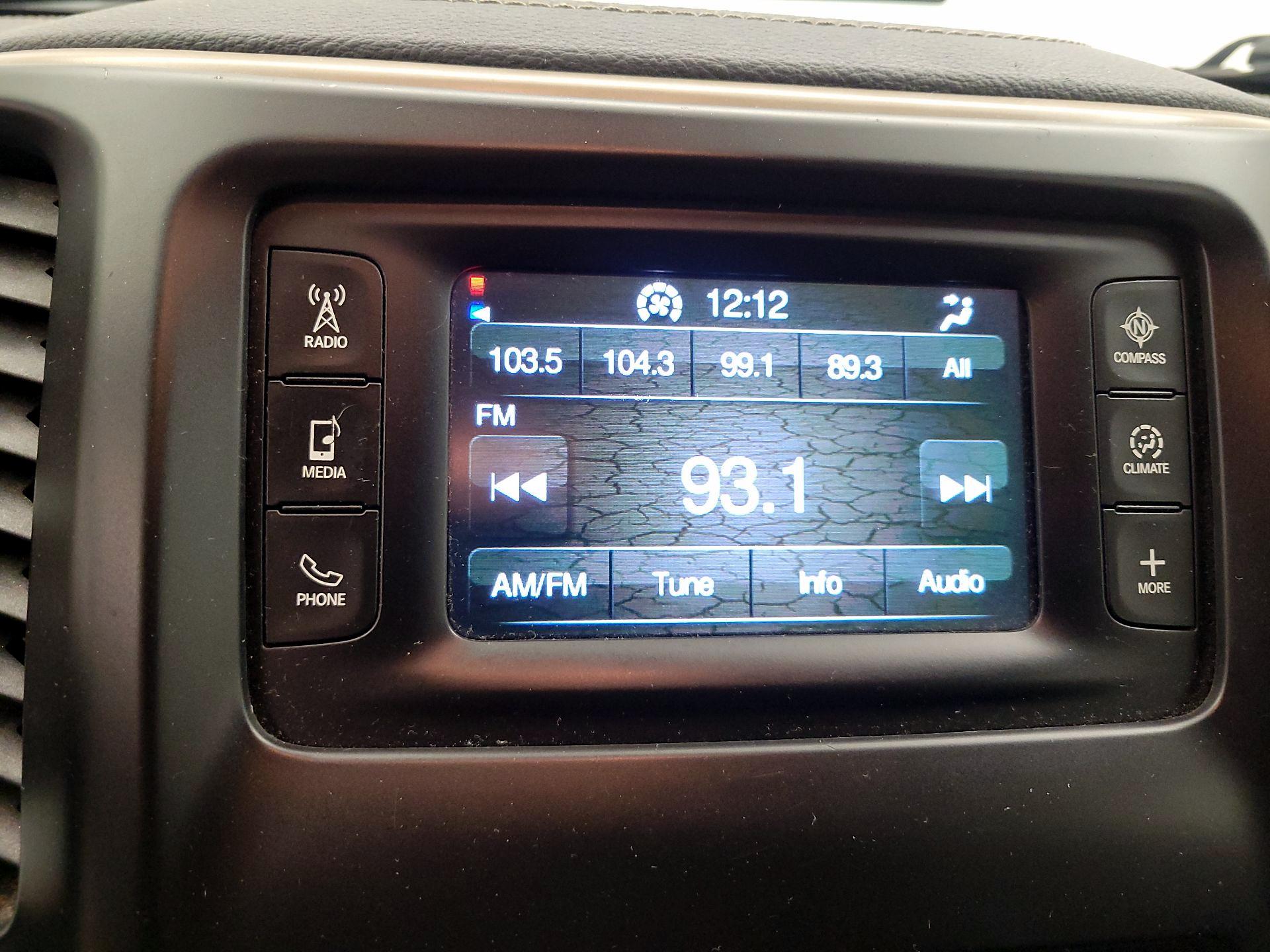 Thumbnail: 2014 Jeep Cherokee - 15
