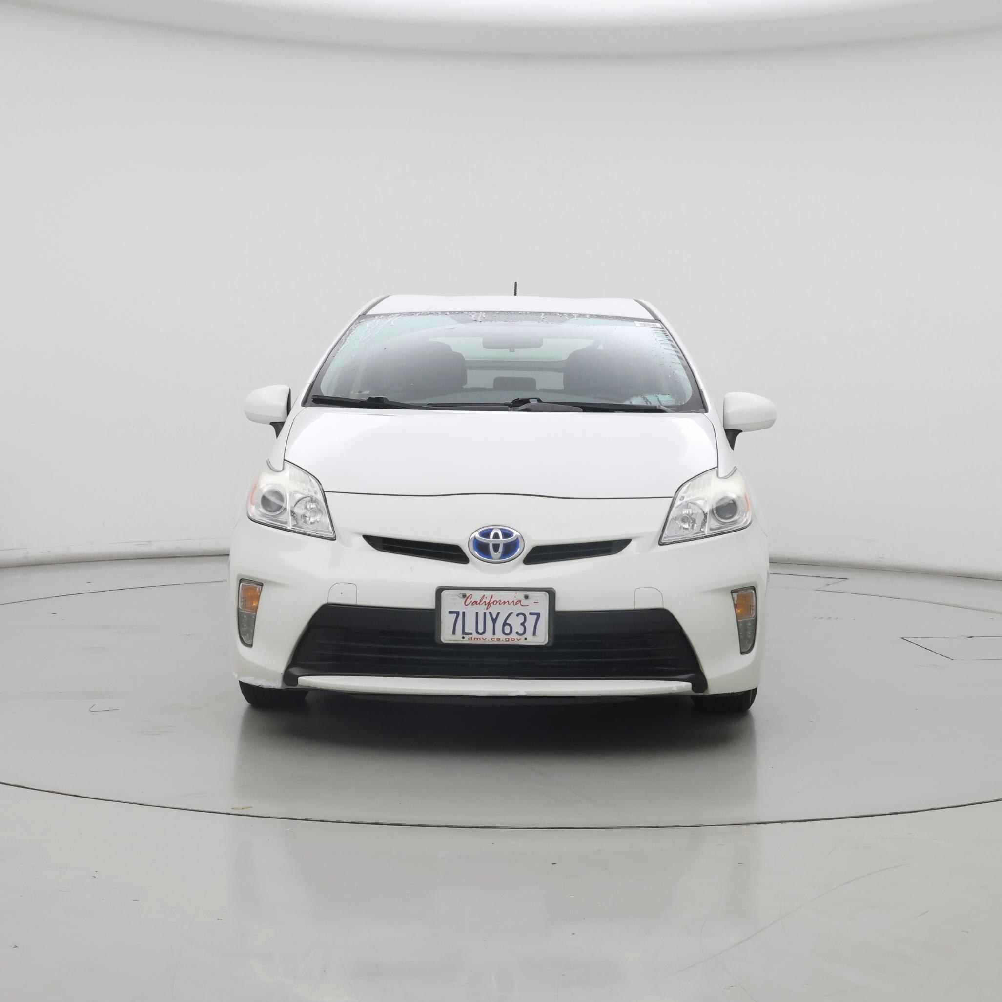 Thumbnail: 2015 Toyota Prius - 5