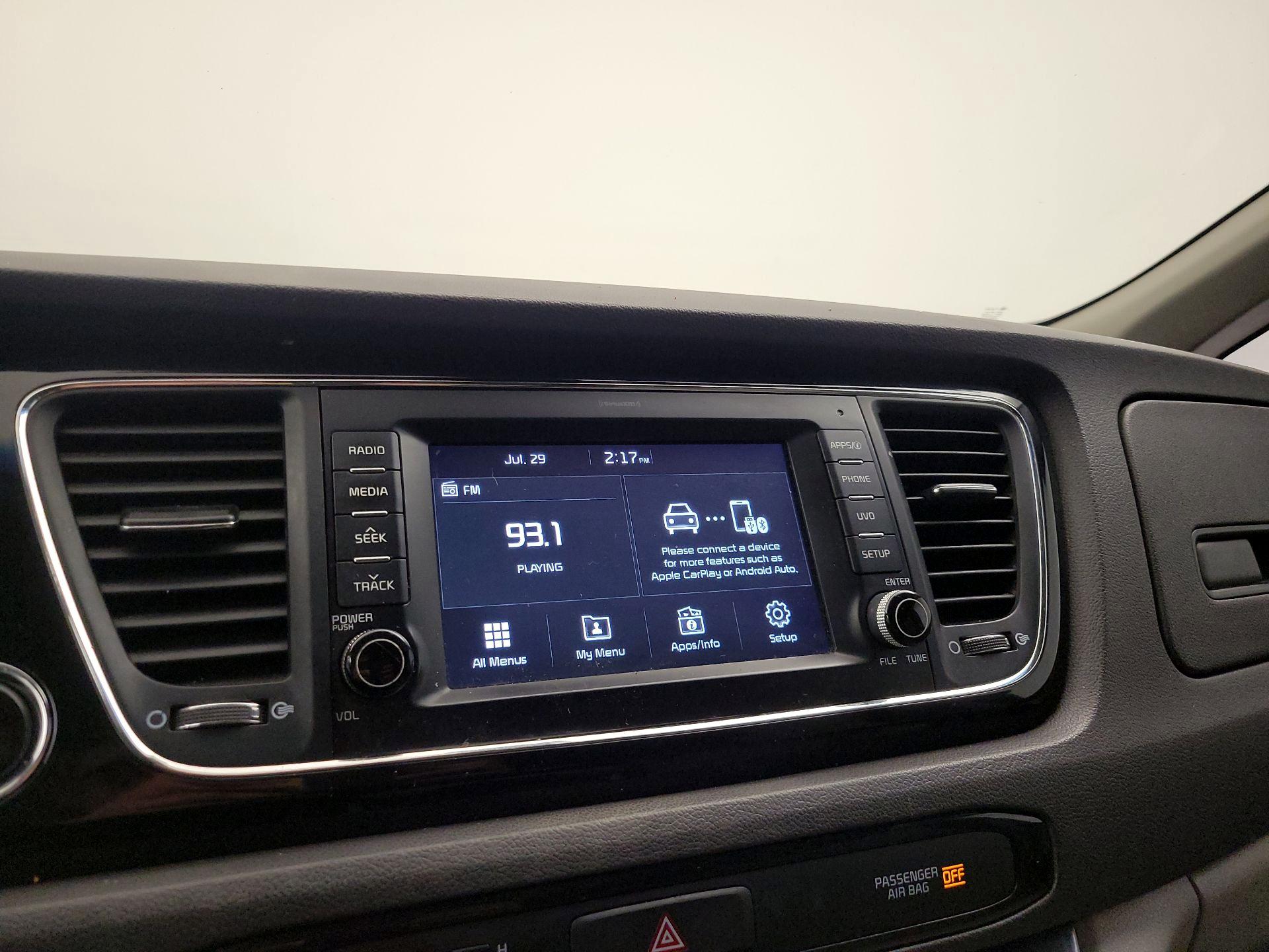 Thumbnail: 2017 Kia Sedona - 13