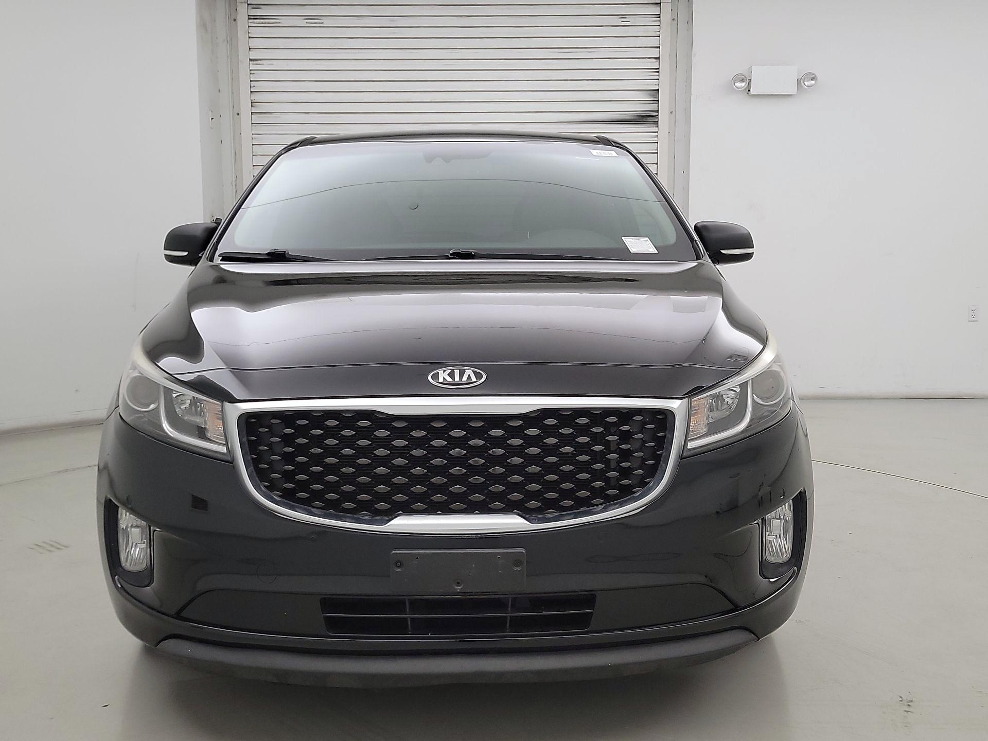 Thumbnail: 2017 Kia Sedona - 2
