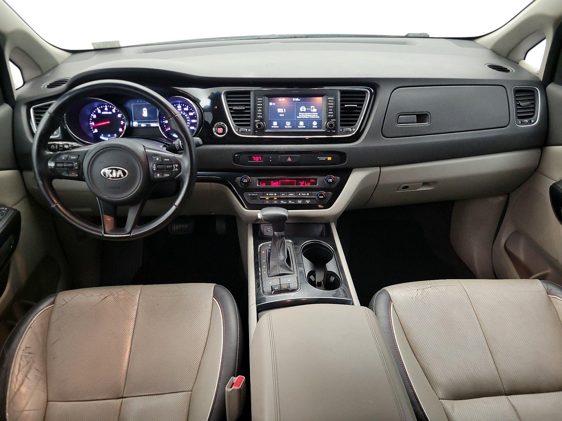 Thumbnail: 2017 Kia Sedona - 8