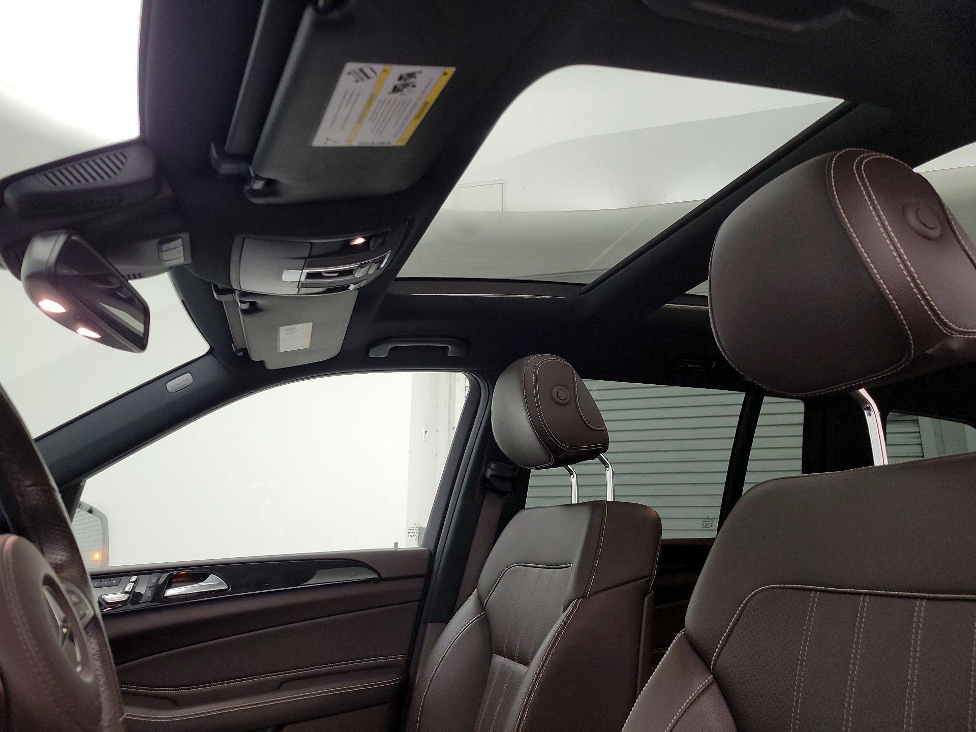 Thumbnail: 2018 Mercedes-Benz GLS - 19