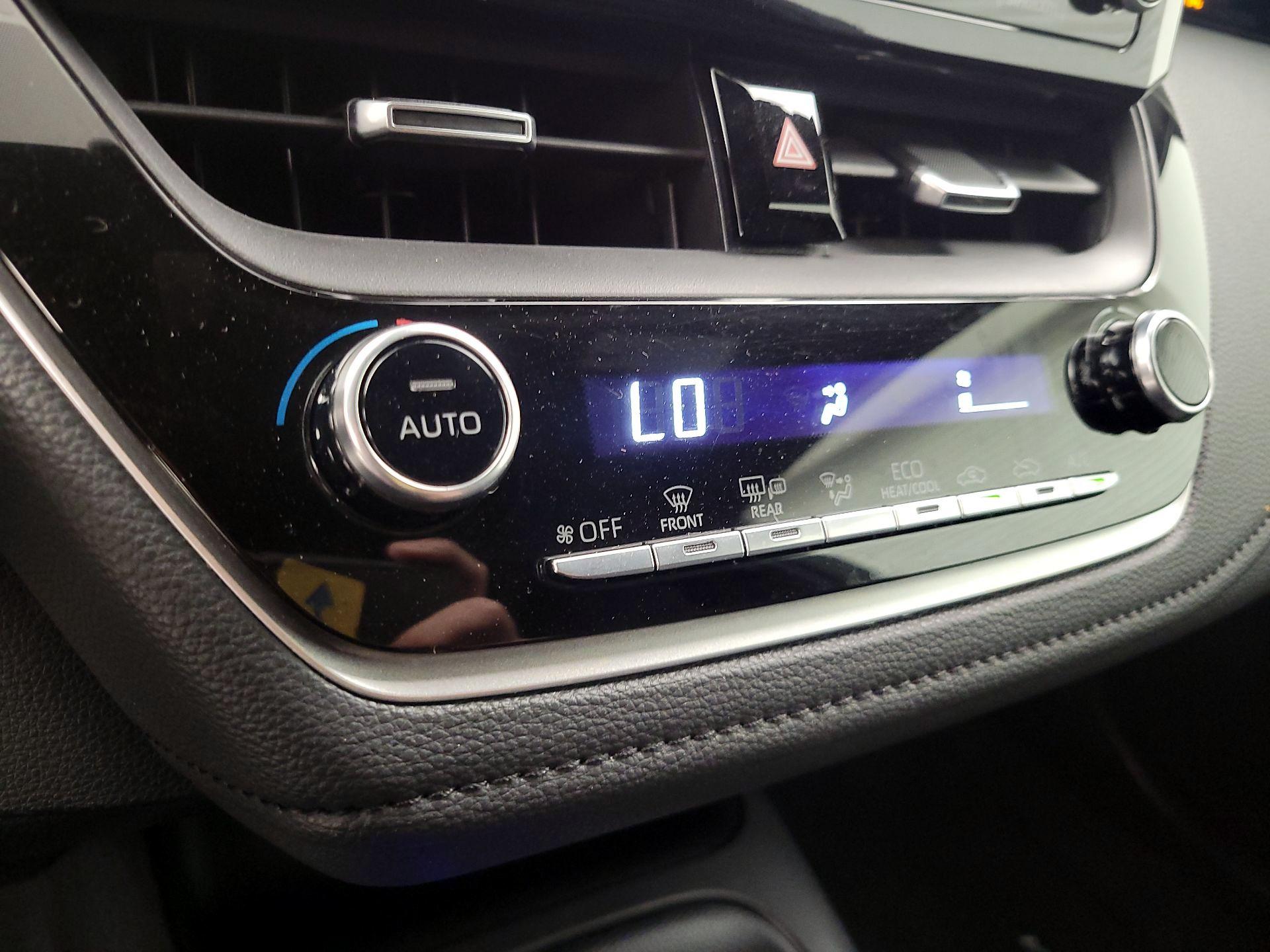 Thumbnail: 2022 Toyota Corolla - 16