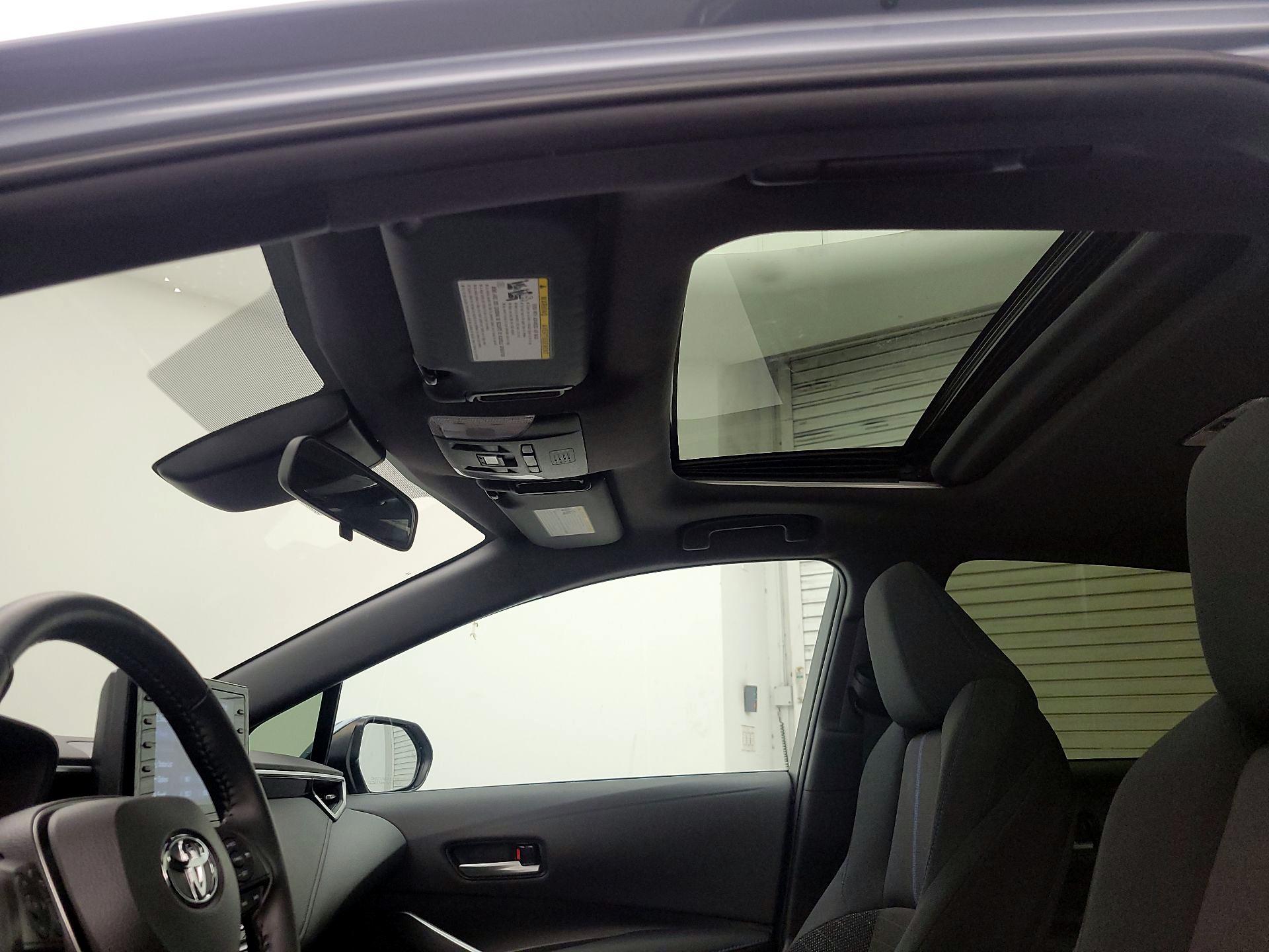 Thumbnail: 2022 Toyota Corolla - 18