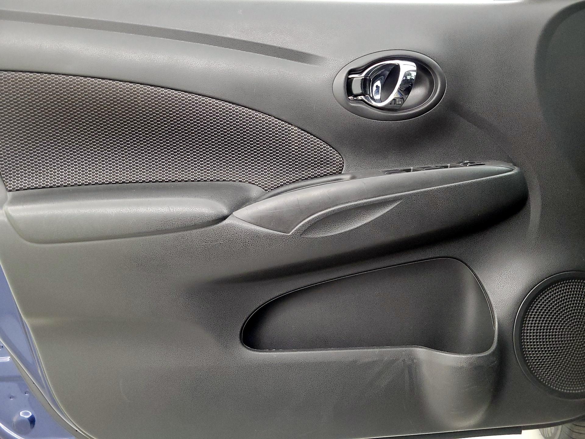 Thumbnail: 2018 Nissan Versa - 12