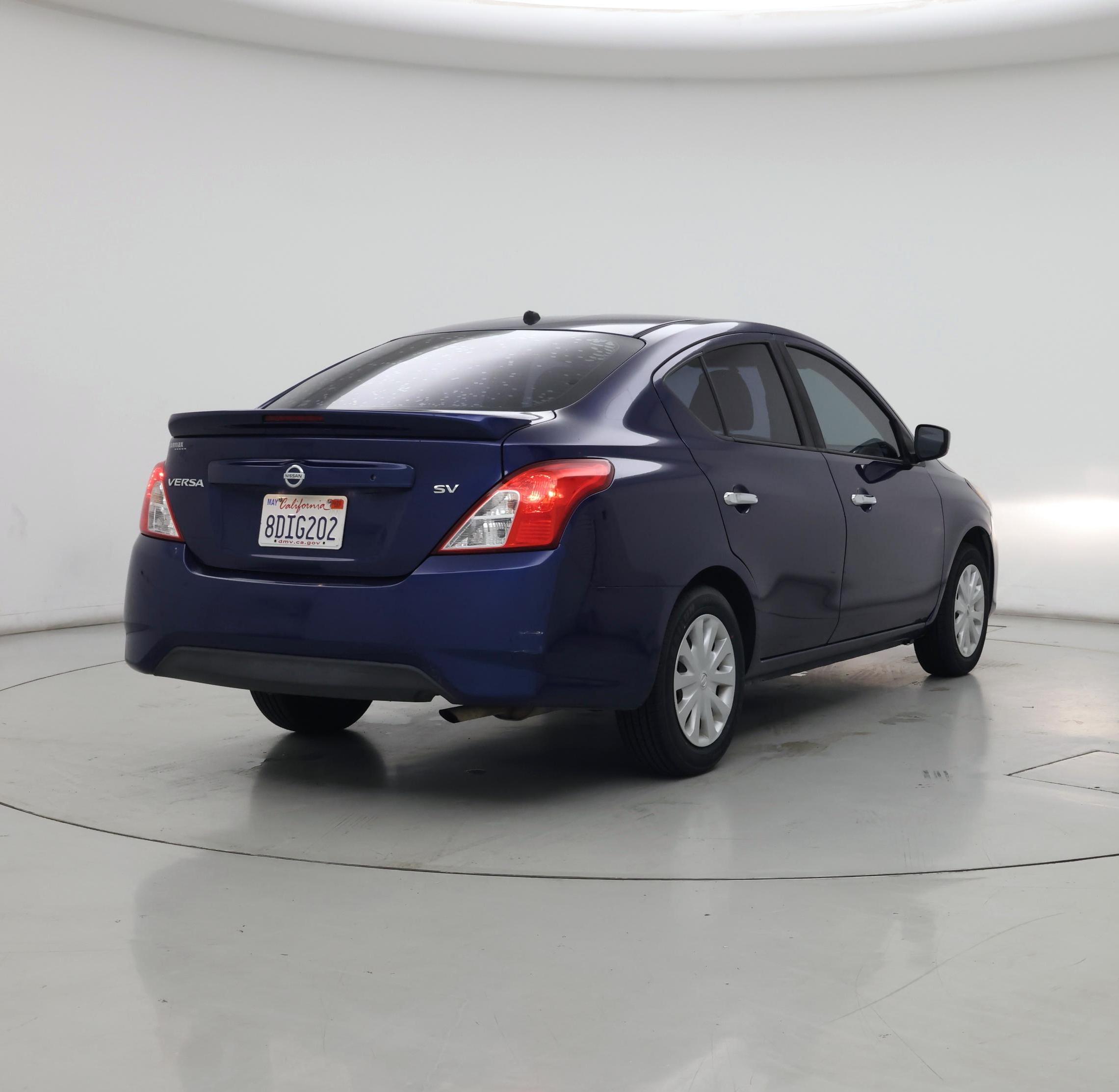 Thumbnail: 2018 Nissan Versa - 8