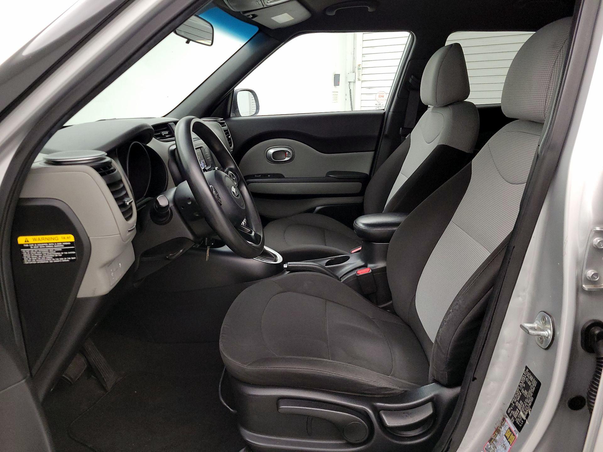 Thumbnail: 2018 Kia Soul - 11