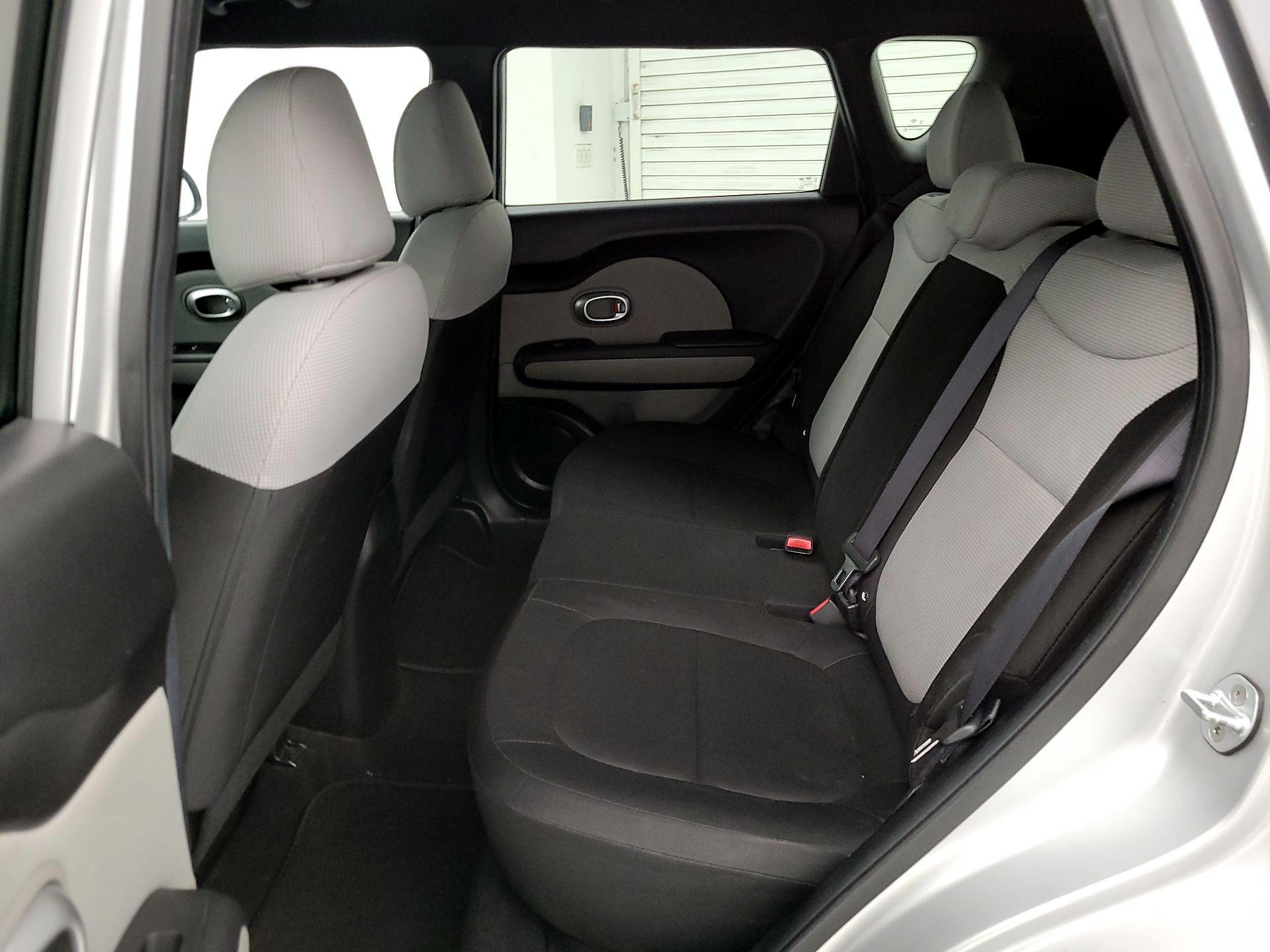 Thumbnail: 2018 Kia Soul - 18