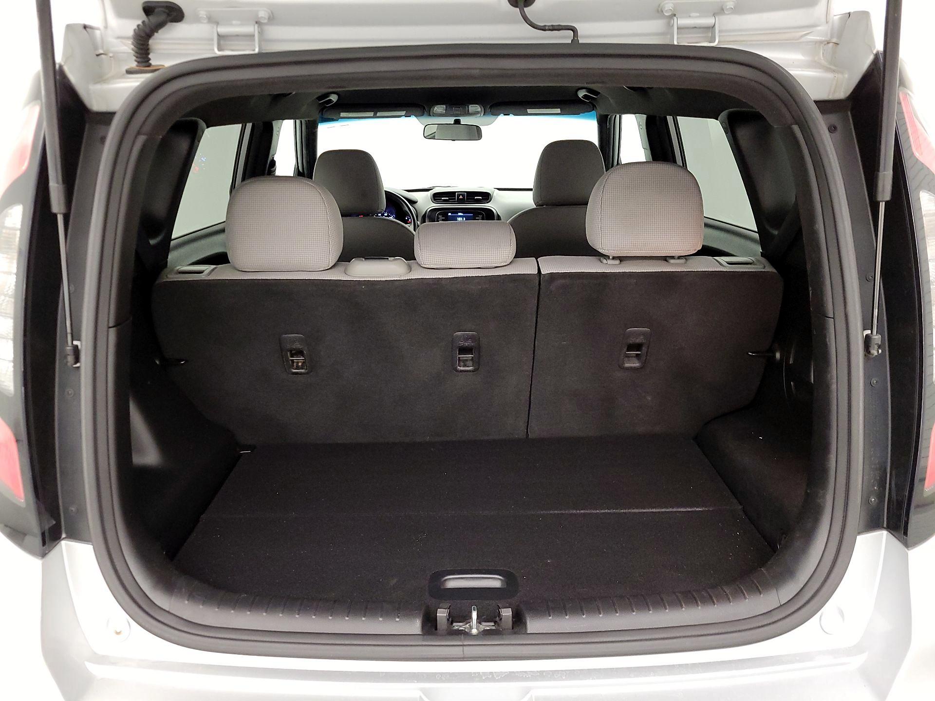 Thumbnail: 2018 Kia Soul - 19