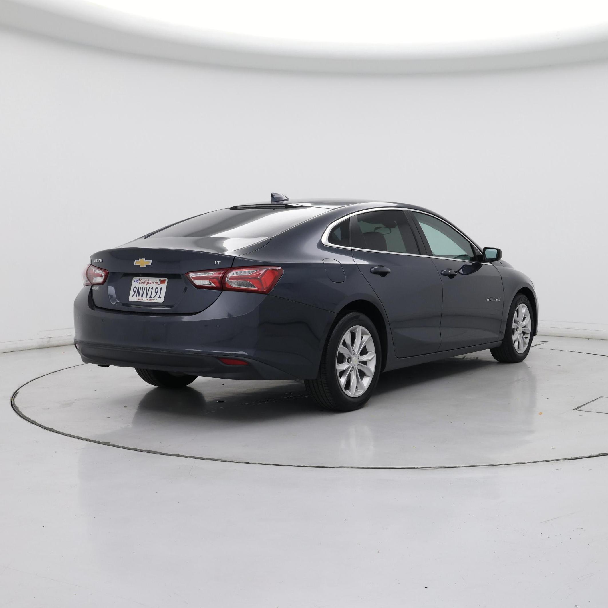 Thumbnail: 2020 Chevrolet Malibu - 8
