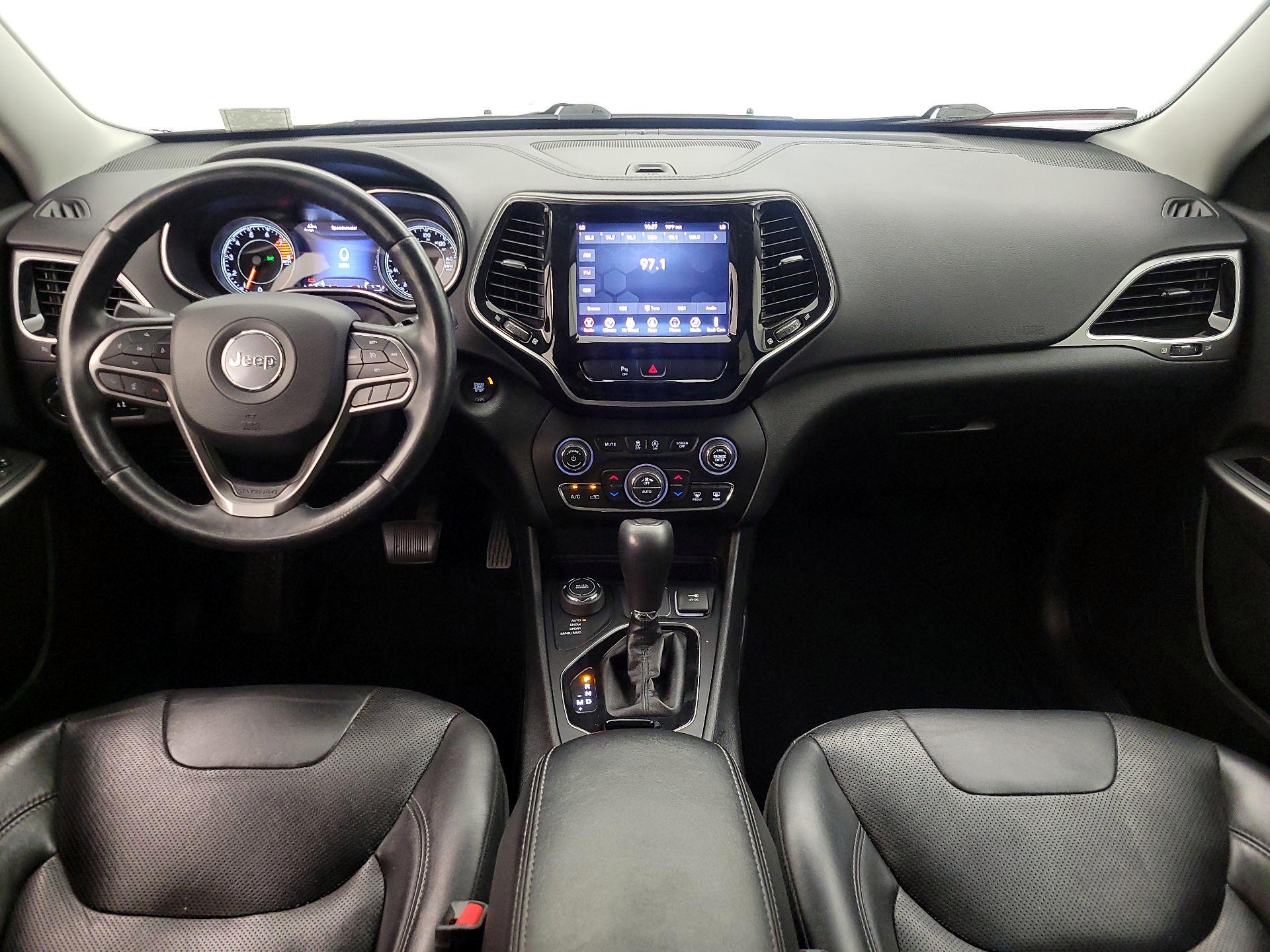 Thumbnail: 2019 Jeep Cherokee - 9