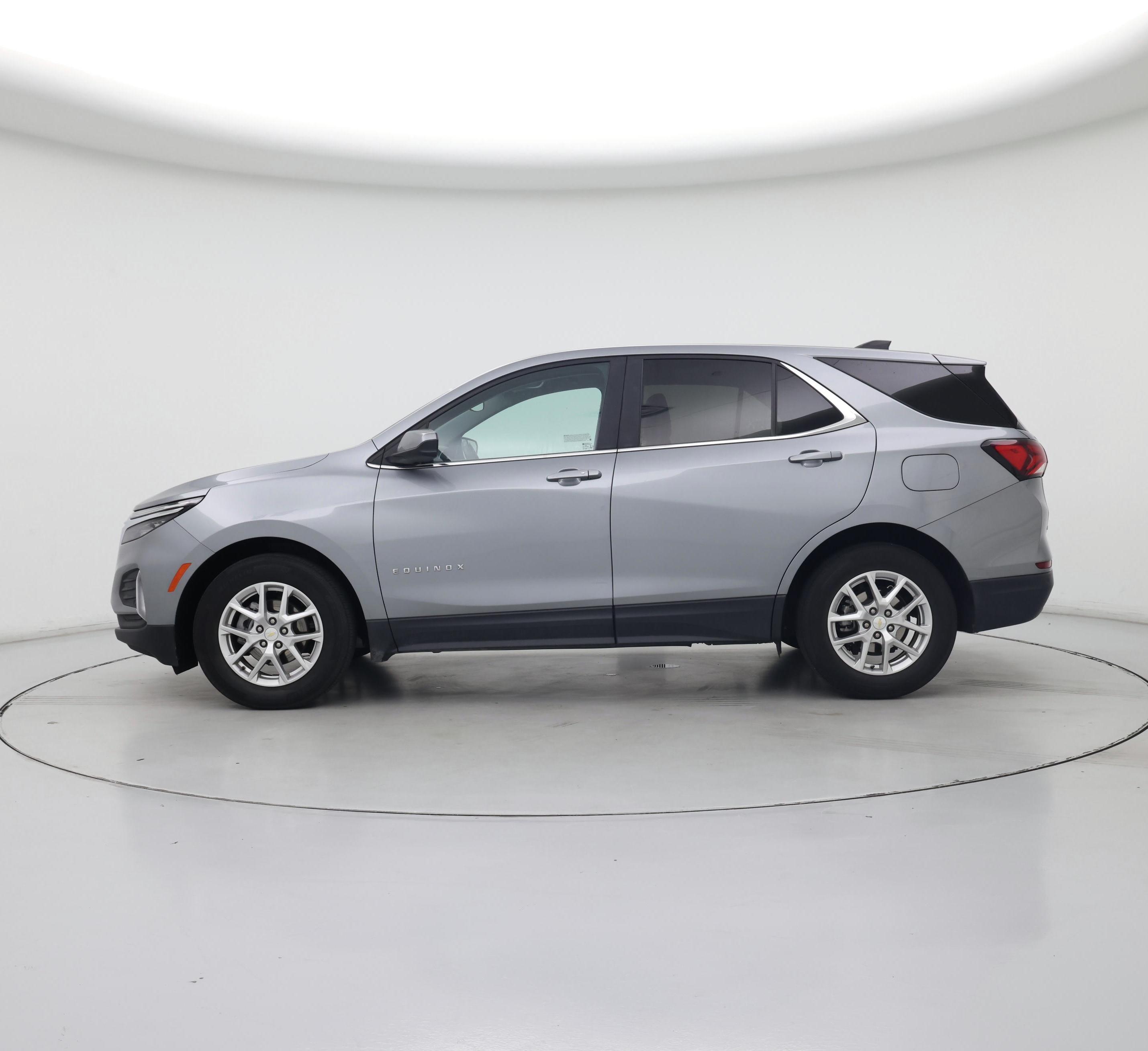 Thumbnail: 2024 Chevrolet Equinox - 3
