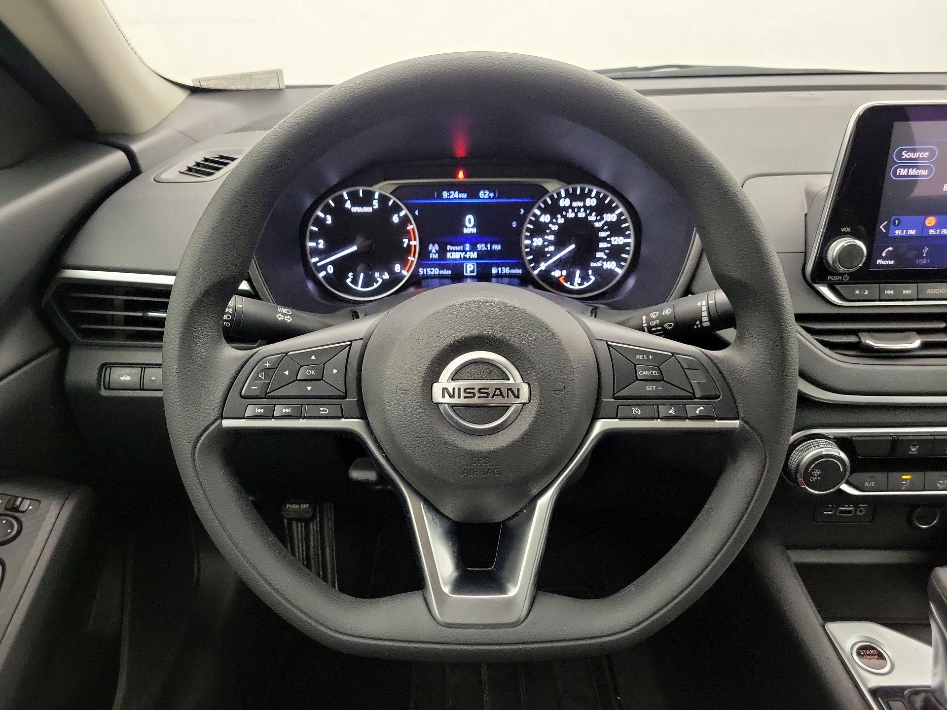 Thumbnail: 2020 Nissan Altima - 10