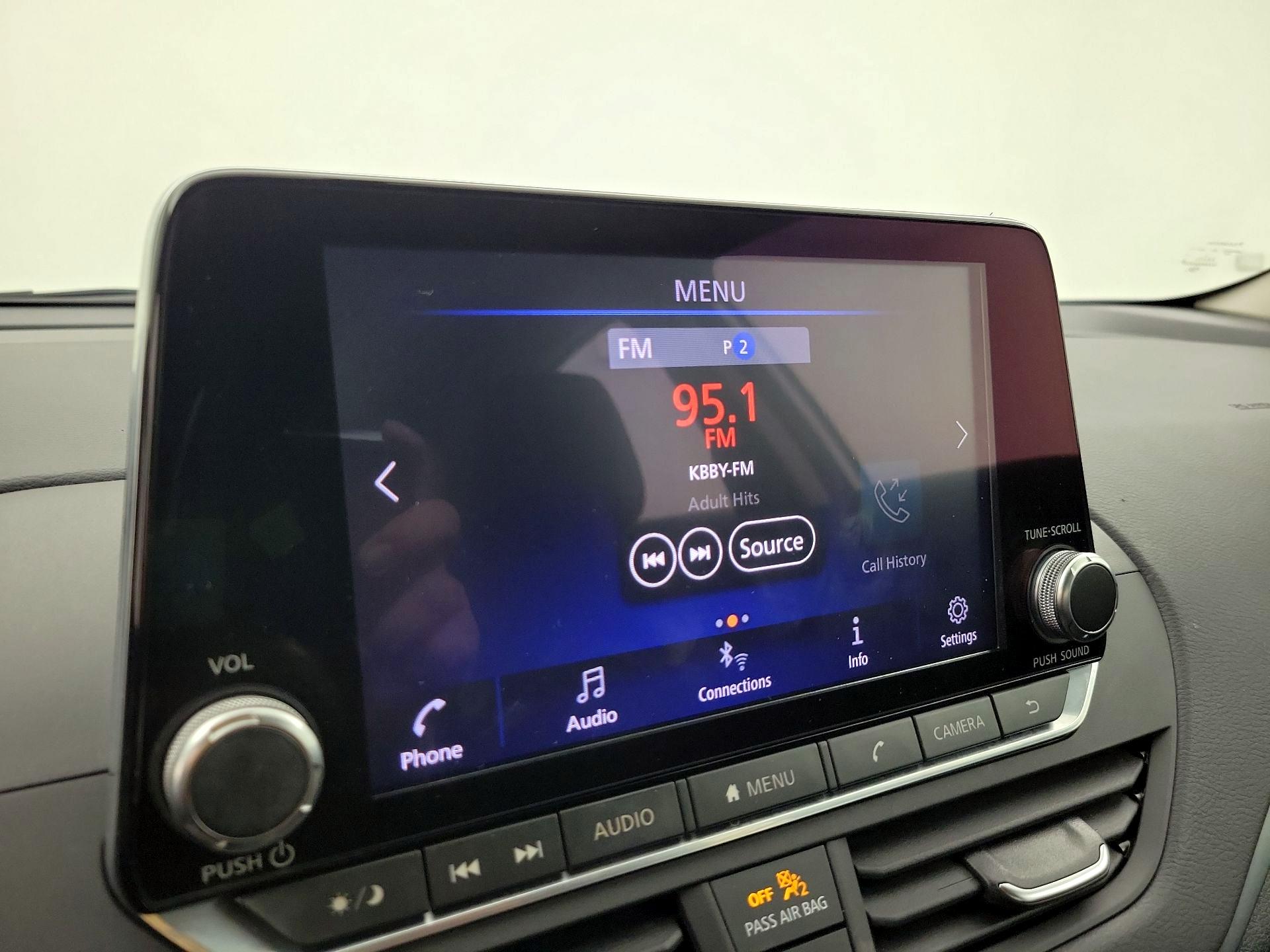 Thumbnail: 2020 Nissan Altima - 15