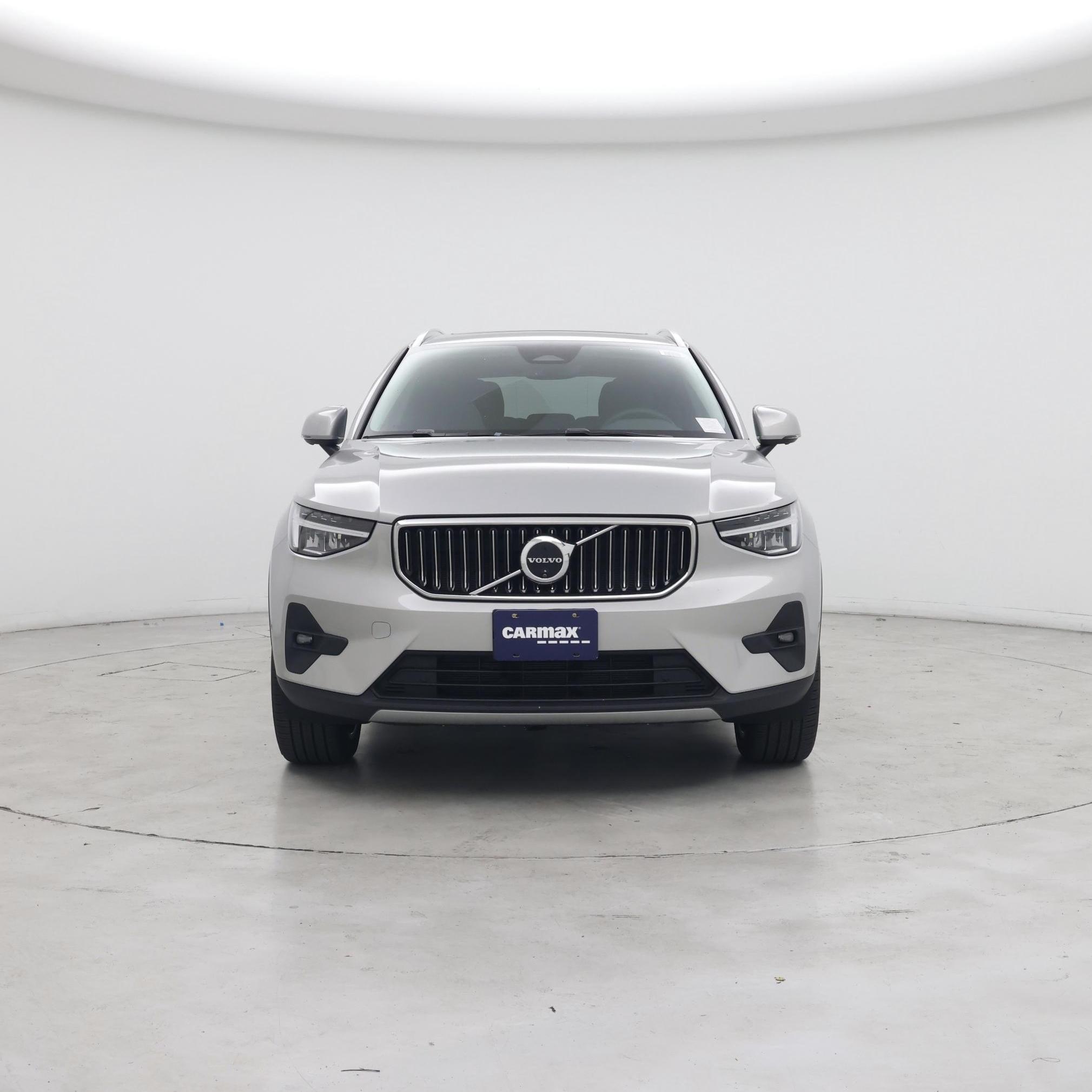 Thumbnail: 2025 Volvo XC40 - 5