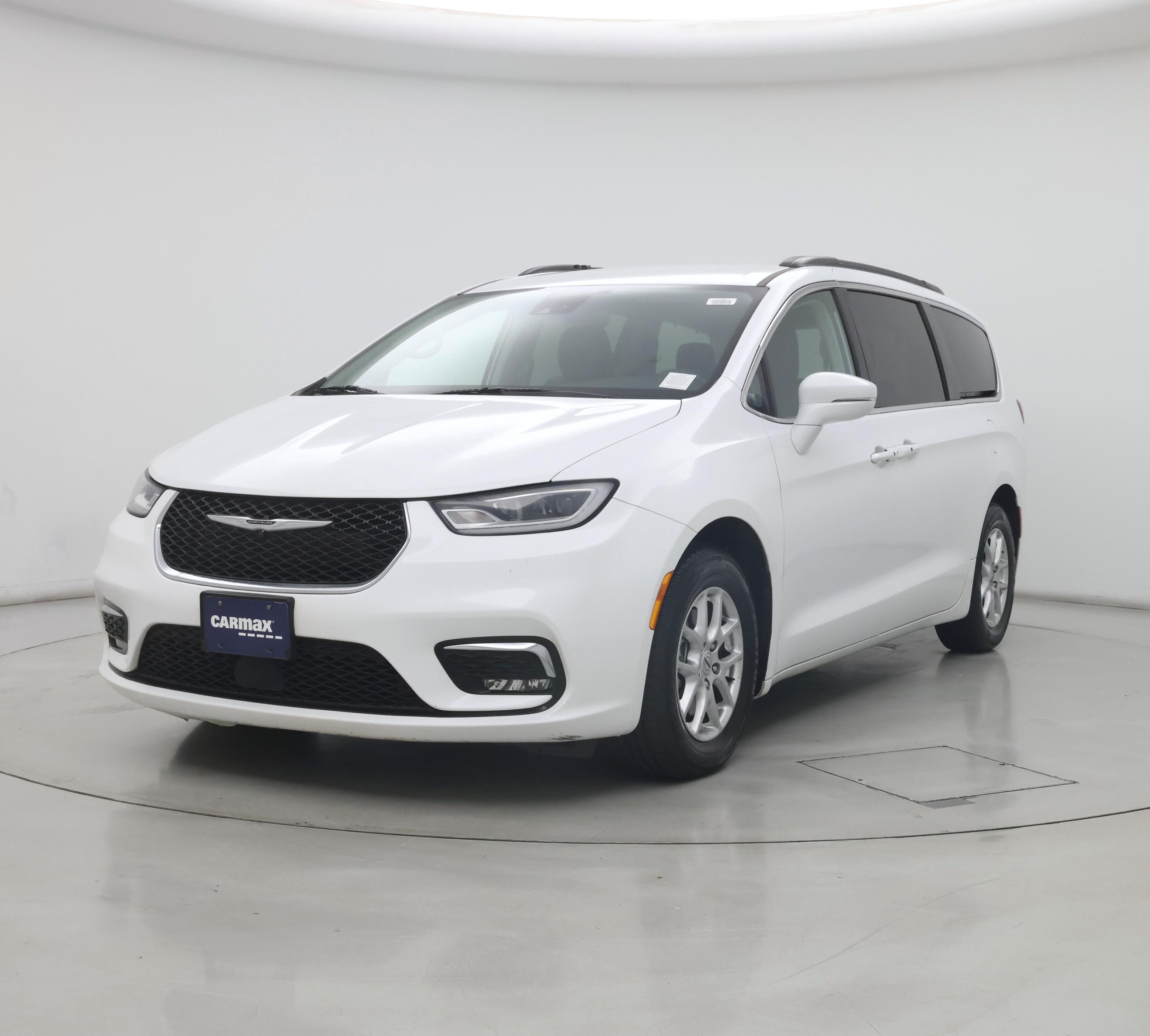 Thumbnail: 2022 Chrysler Pacifica - 4