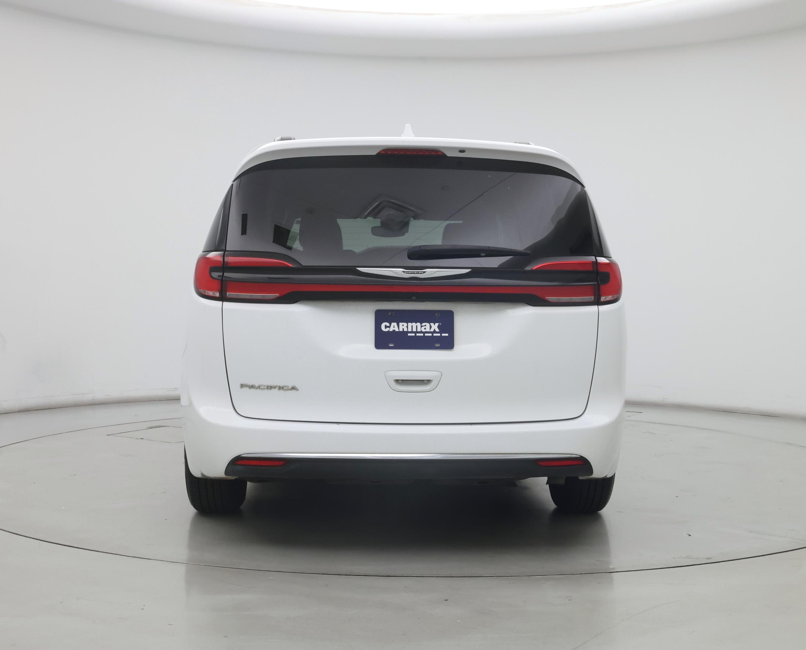 Thumbnail: 2022 Chrysler Pacifica - 6
