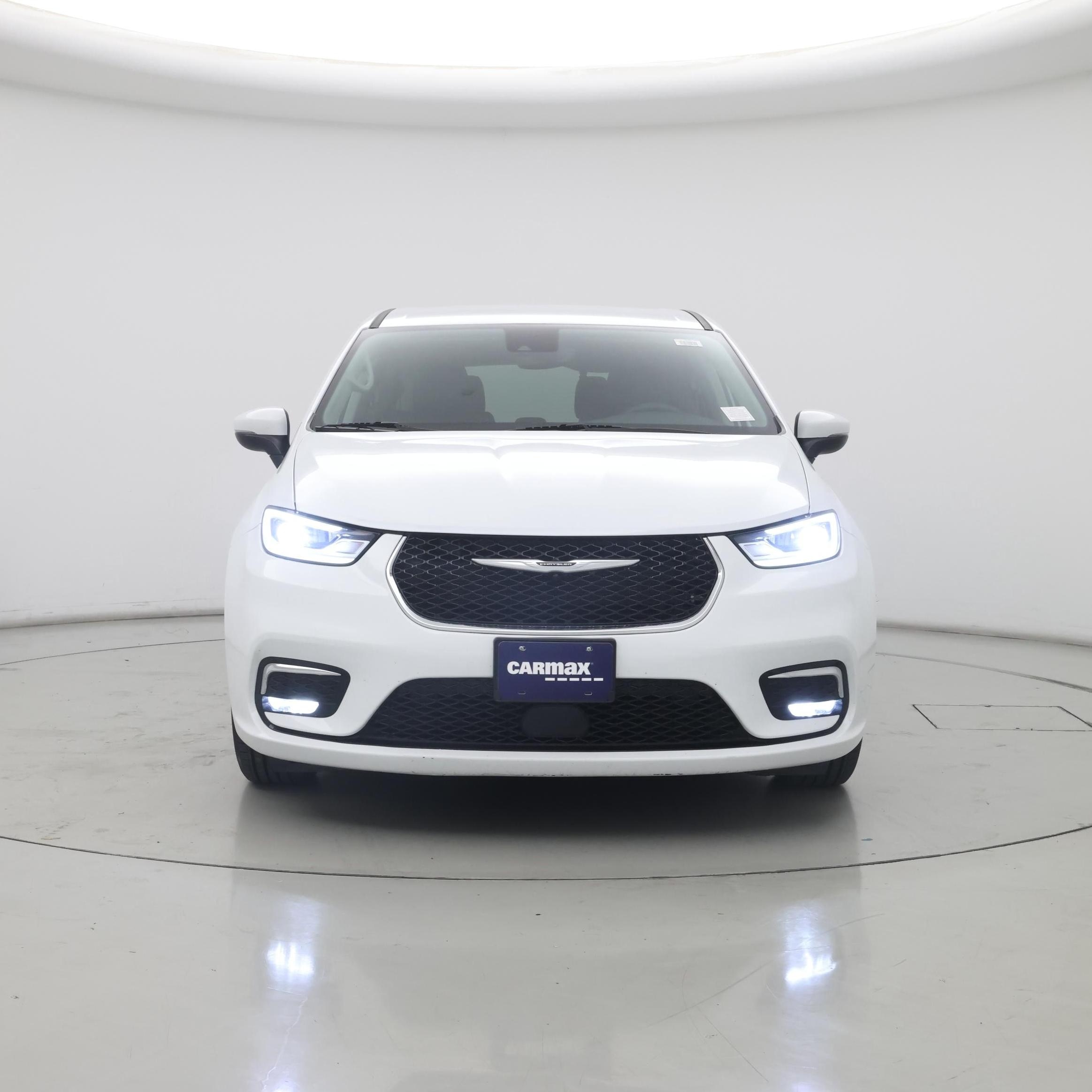 Thumbnail: 2023 Chrysler Pacifica - 5