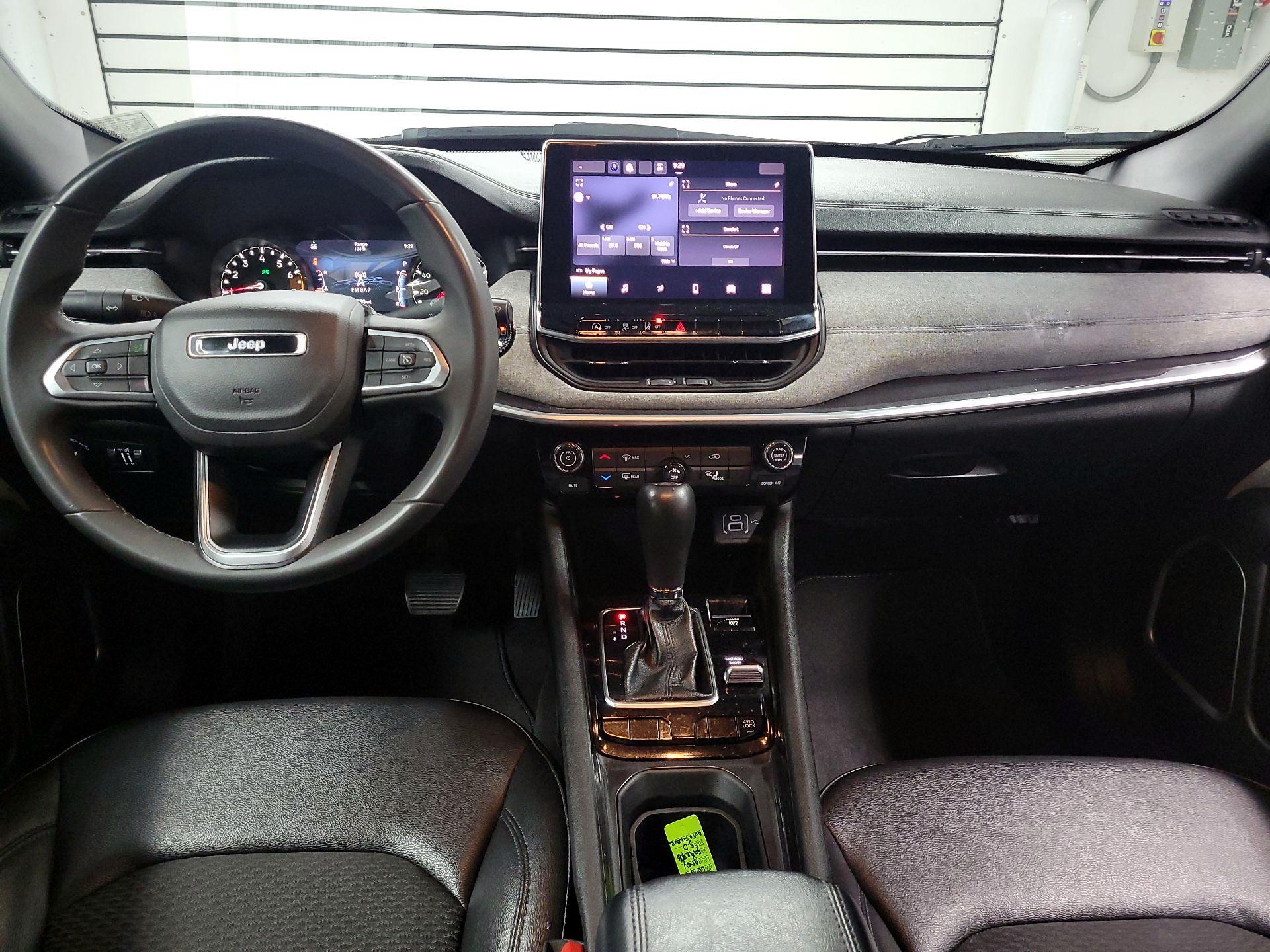 Thumbnail: 2024 Jeep Compass - 9