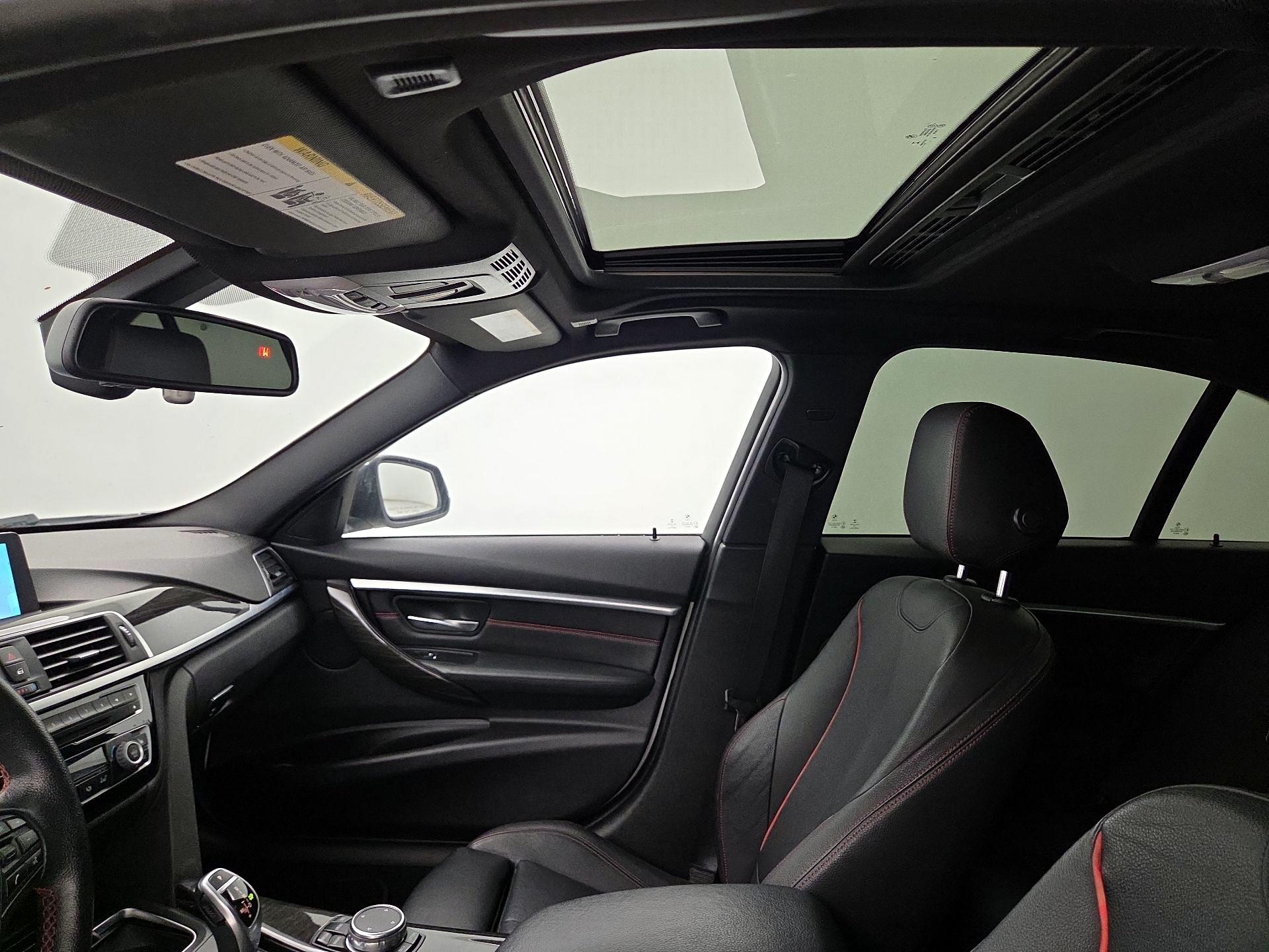 Thumbnail: 2016 BMW 3 Series - 20