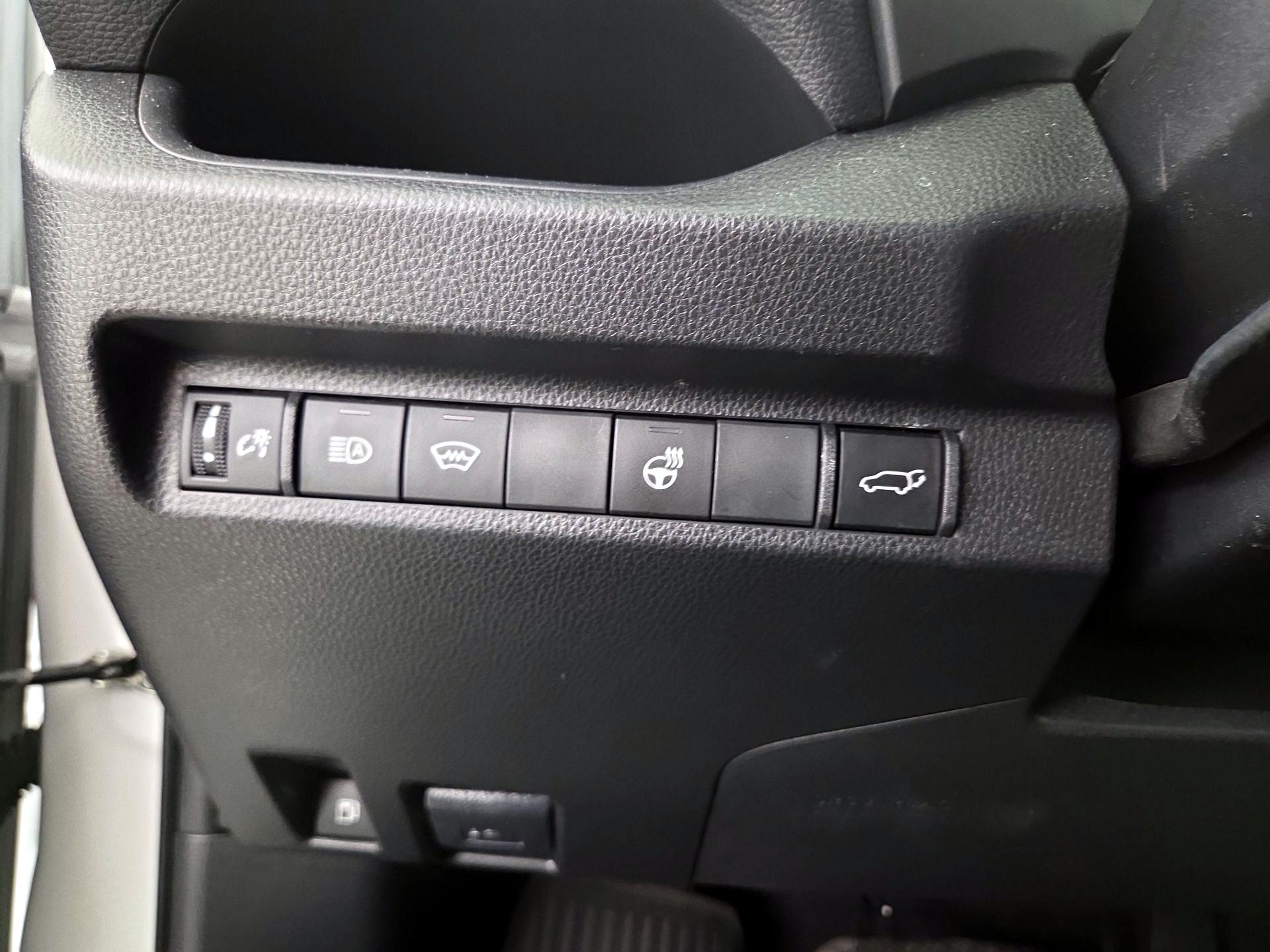 Thumbnail: 2023 Toyota RAV4 - 13