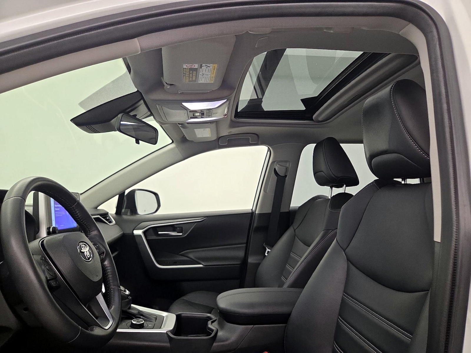 2023 Toyota RAV4 XLE Premium - Photo 20