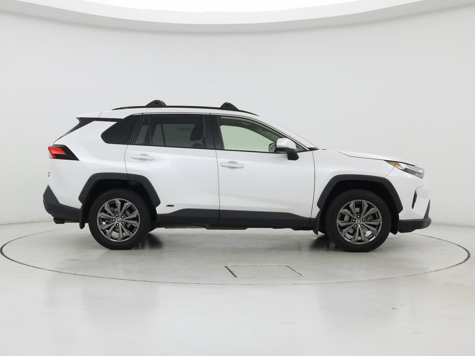2023 Toyota RAV4 XLE Premium - Photo 8