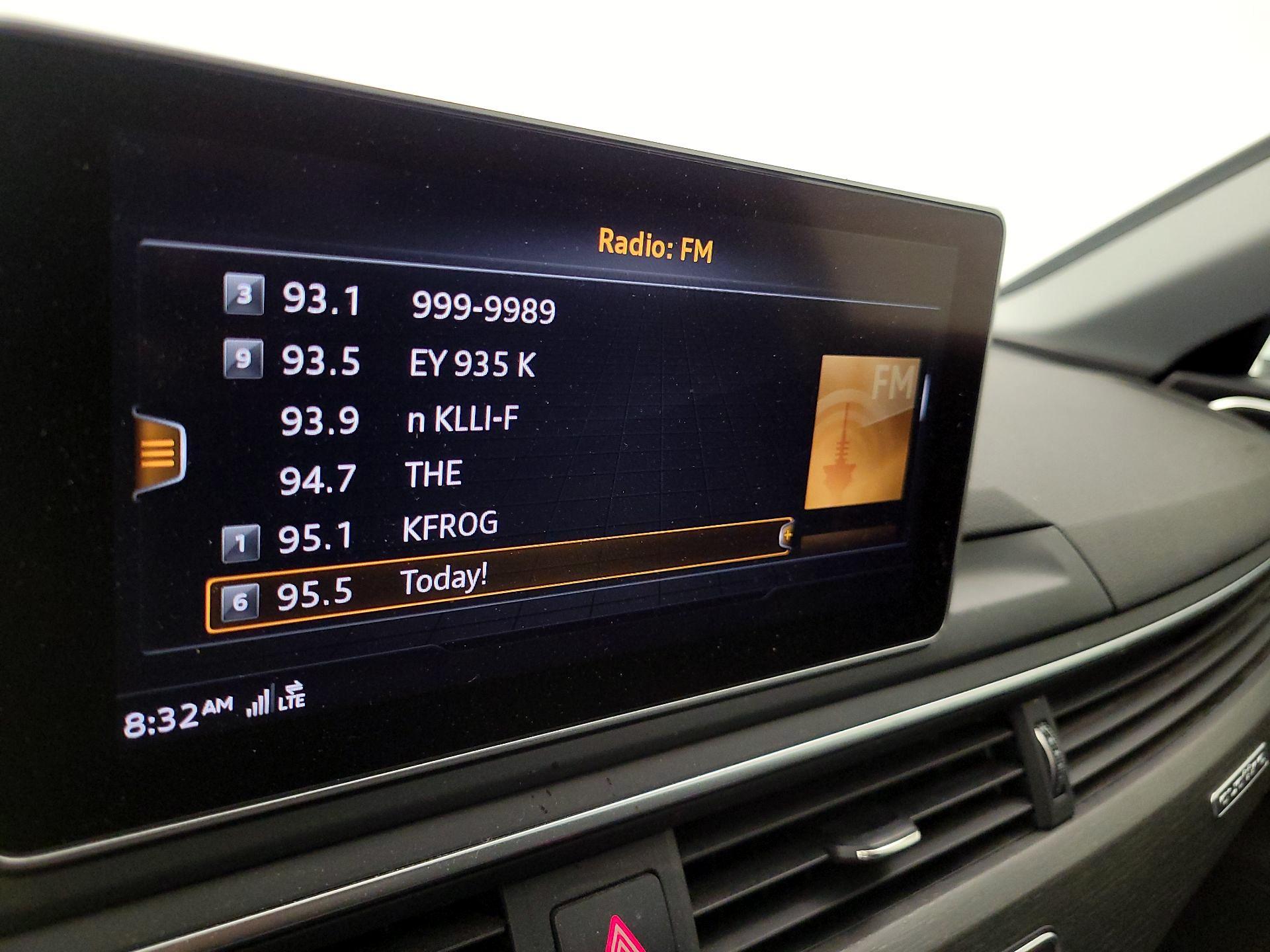 Thumbnail: 2019 Audi A4 - 16