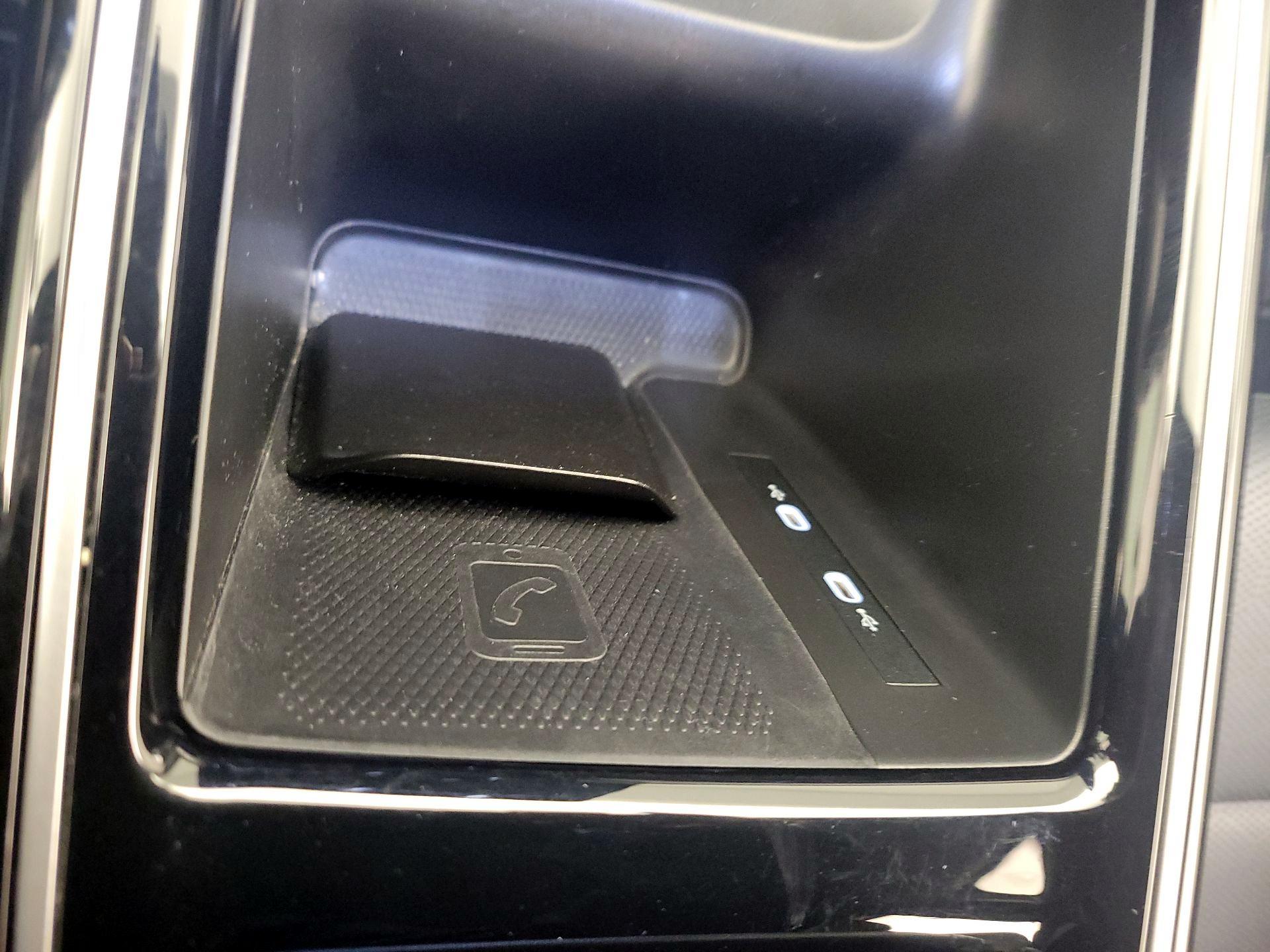 Thumbnail: 2023 Volkswagen ID.4 - 18