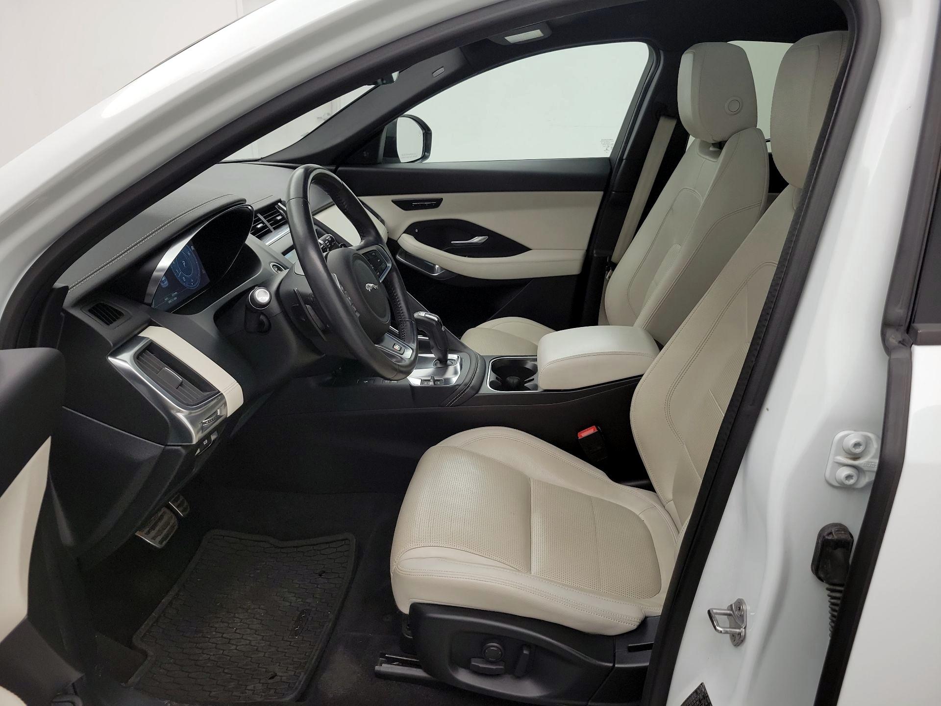 Thumbnail: 2020 Jaguar E-Pace - 11