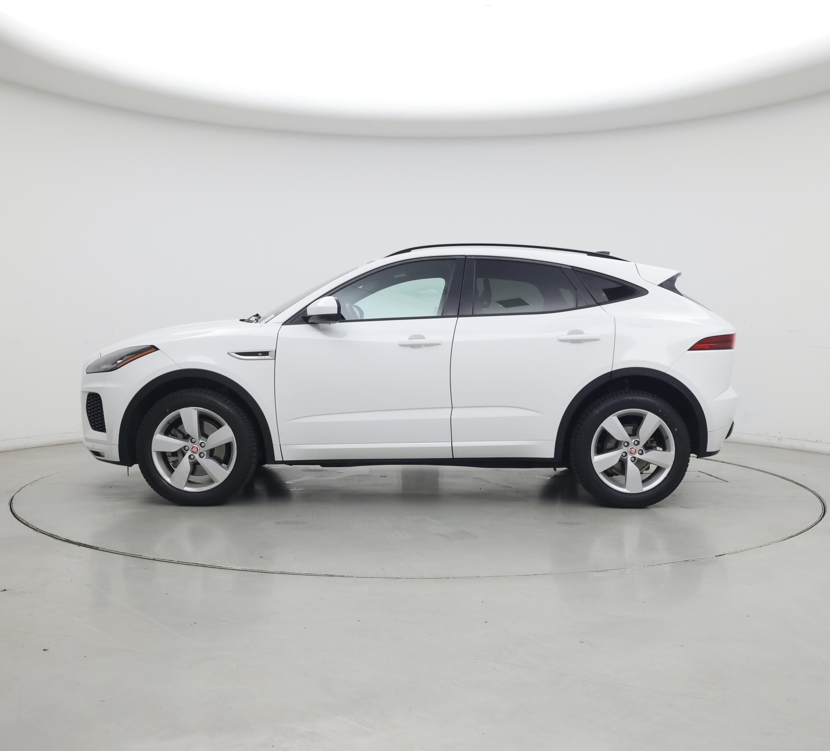 Thumbnail: 2020 Jaguar E-Pace - 3