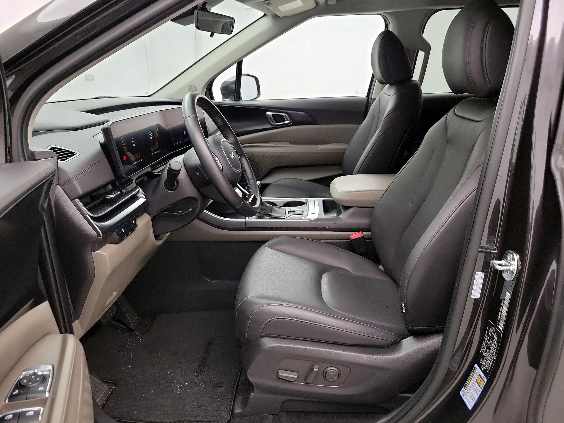 Thumbnail: 2025 Kia Carnival - 11