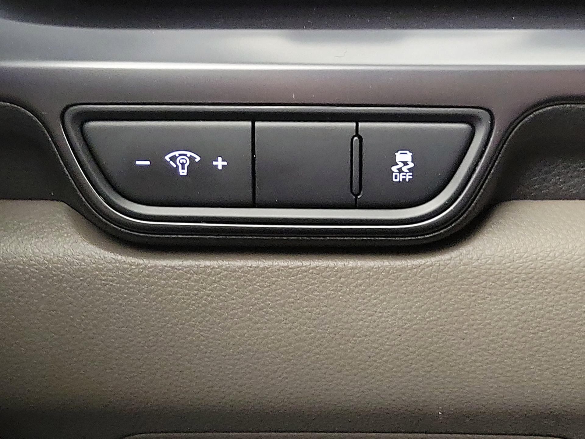 Thumbnail: 2025 Kia Carnival - 13