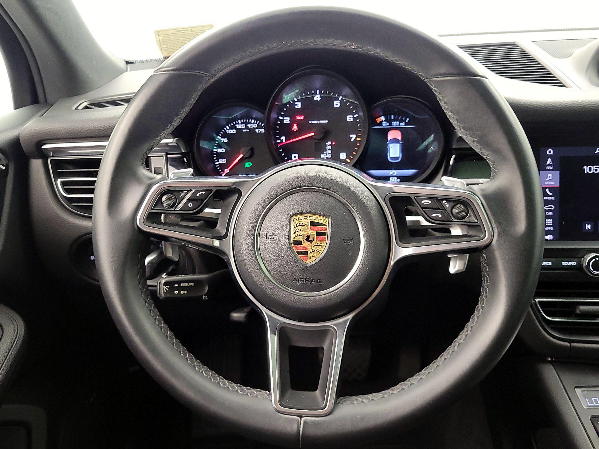 Thumbnail: 2019 Porsche Macan - 10