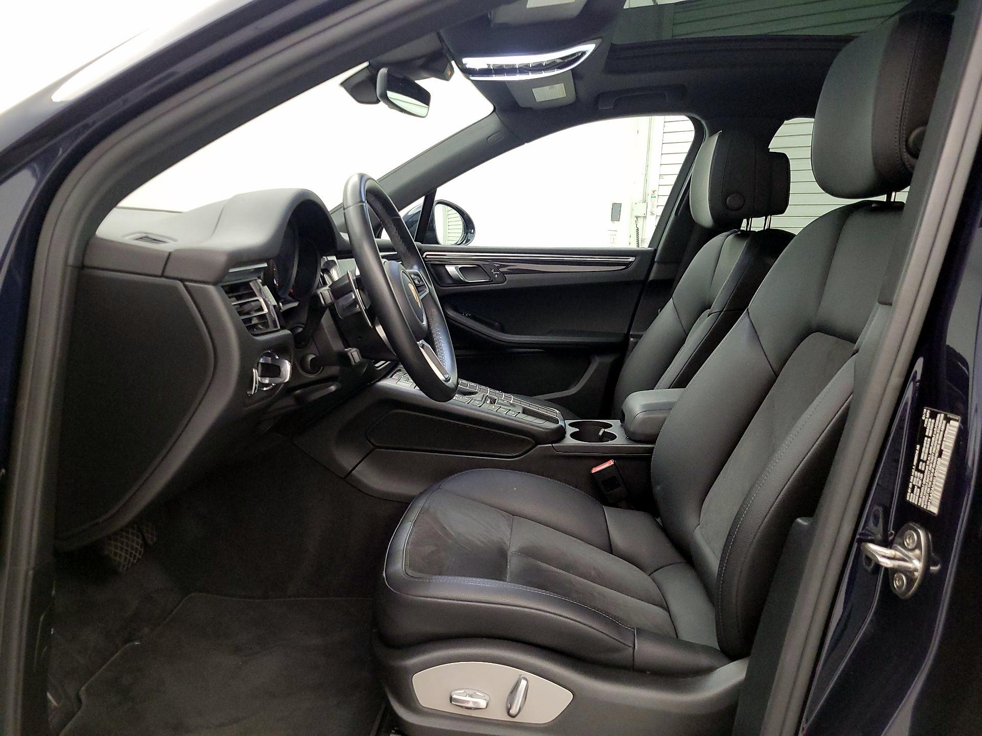 Thumbnail: 2019 Porsche Macan - 11