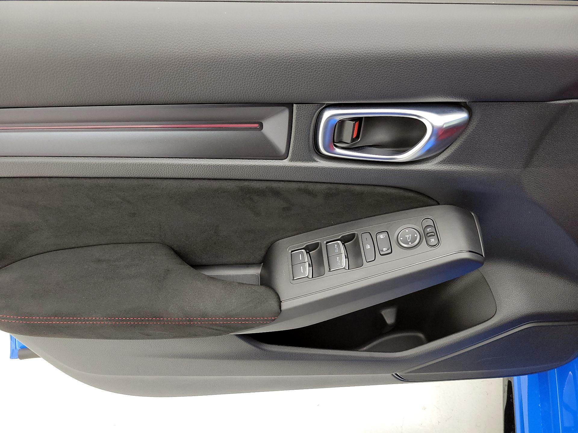 Thumbnail: 2024 Honda Civic - 12