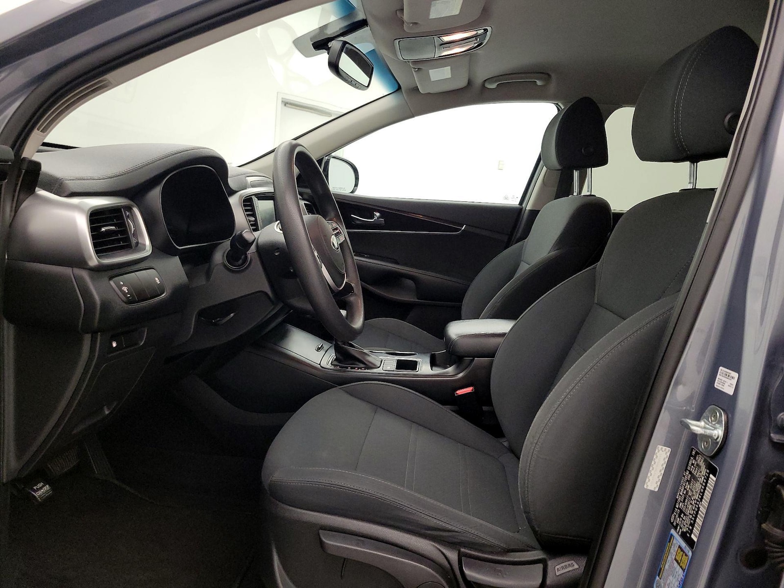 2020 Kia Sorento L - Photo 12