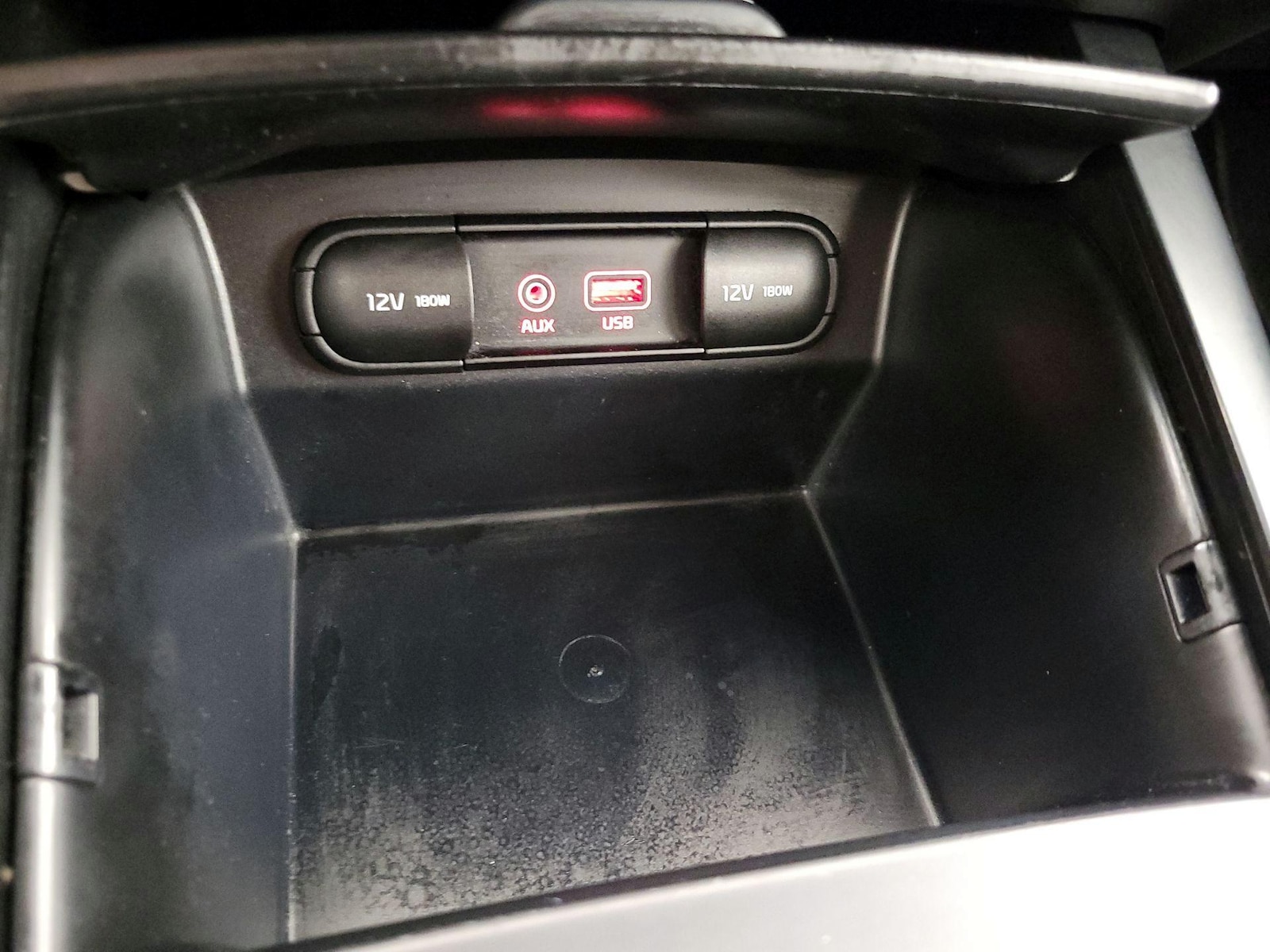 2020 Kia Sorento L - Photo 19