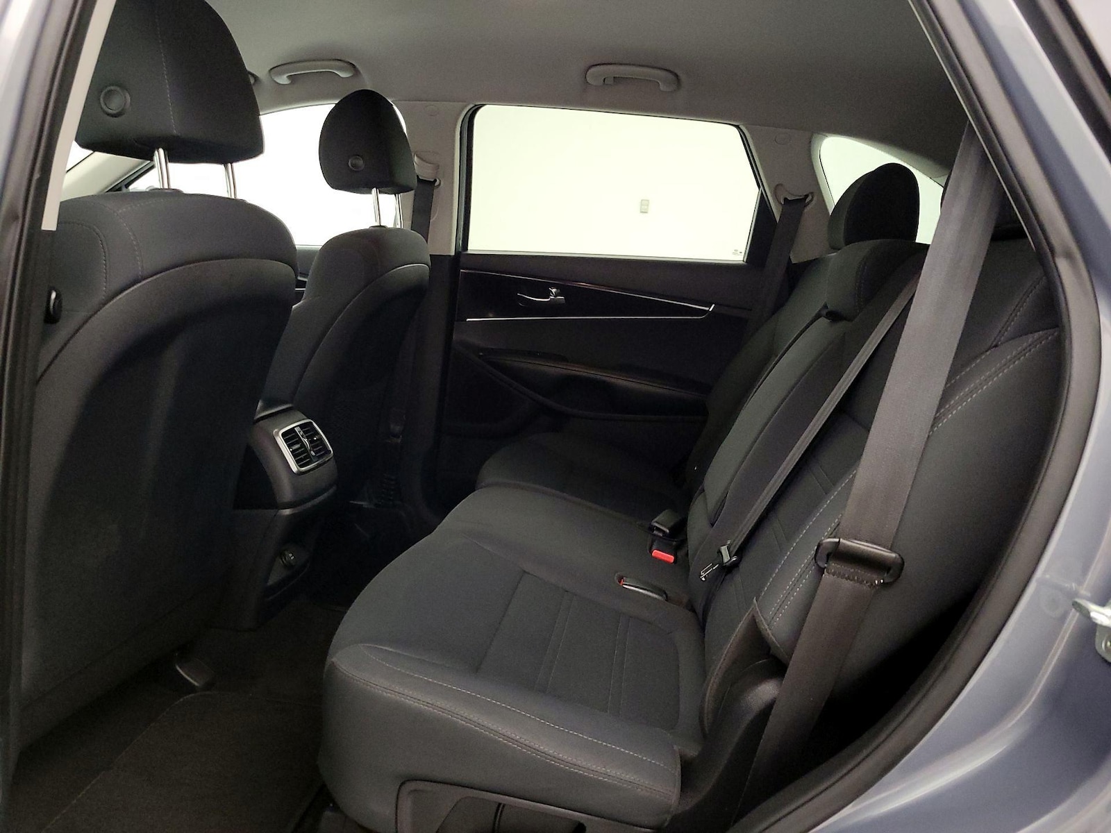 2020 Kia Sorento L - Photo 20