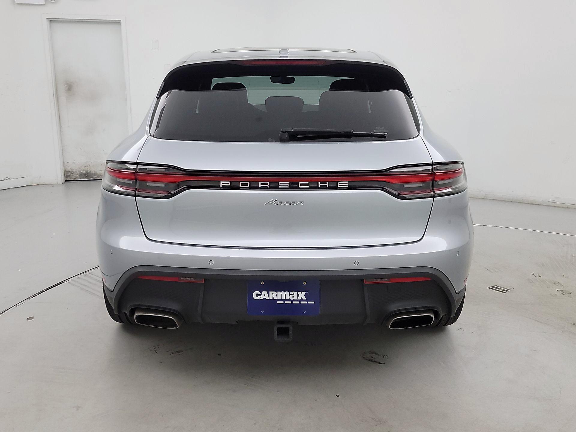 Thumbnail: 2023 Porsche Macan - 6