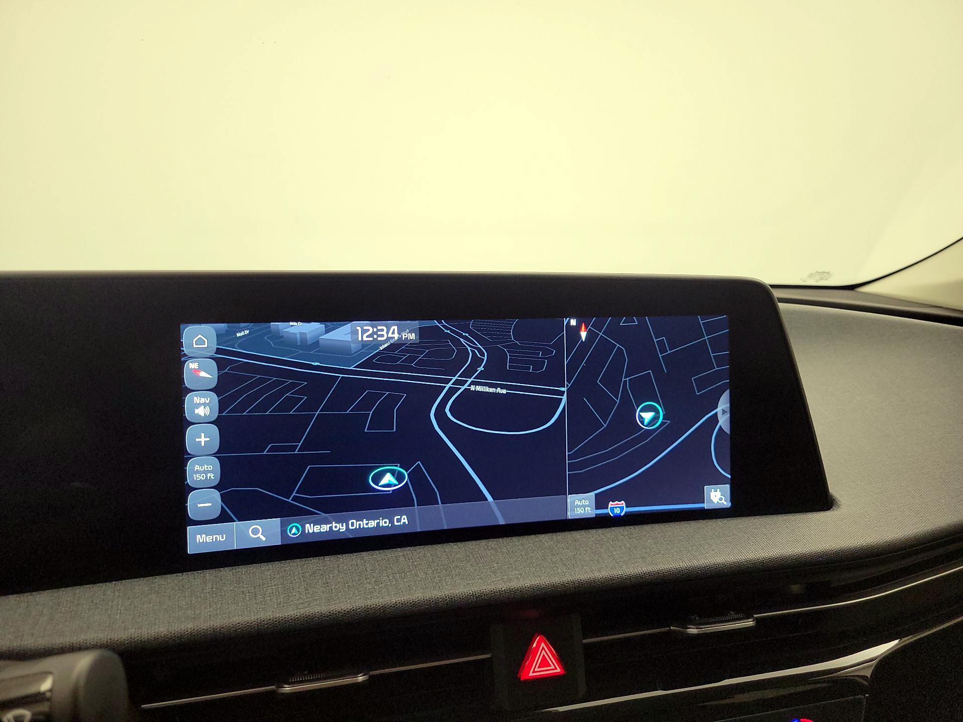 Thumbnail: 2022 Kia EV6 - 14