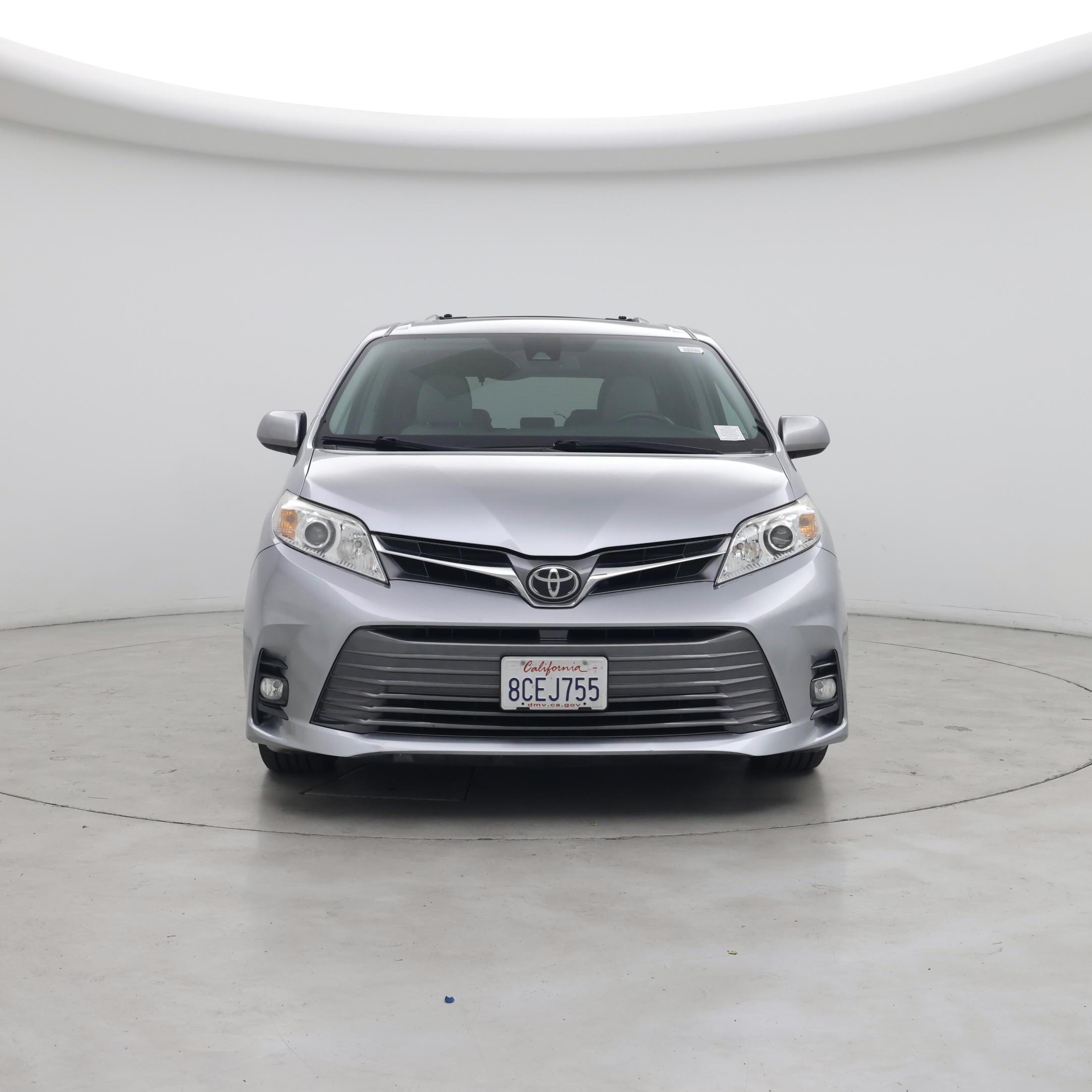 Thumbnail: 2018 Toyota Sienna - 5