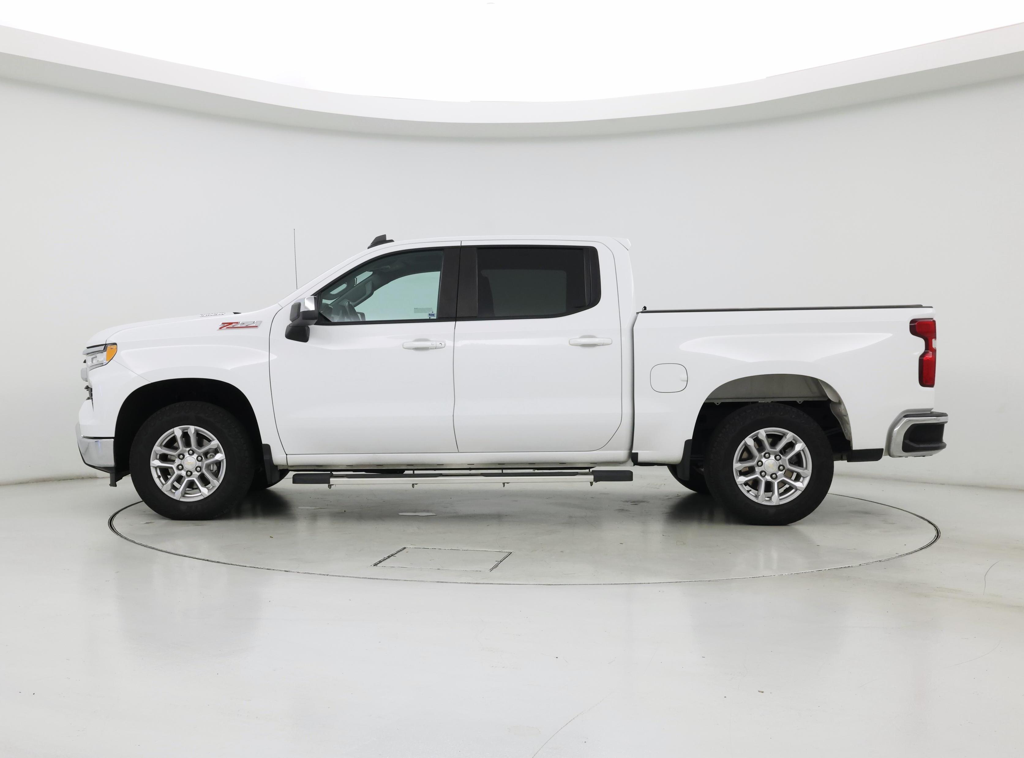 Thumbnail: 2023 Chevrolet Silverado 1500 - 3