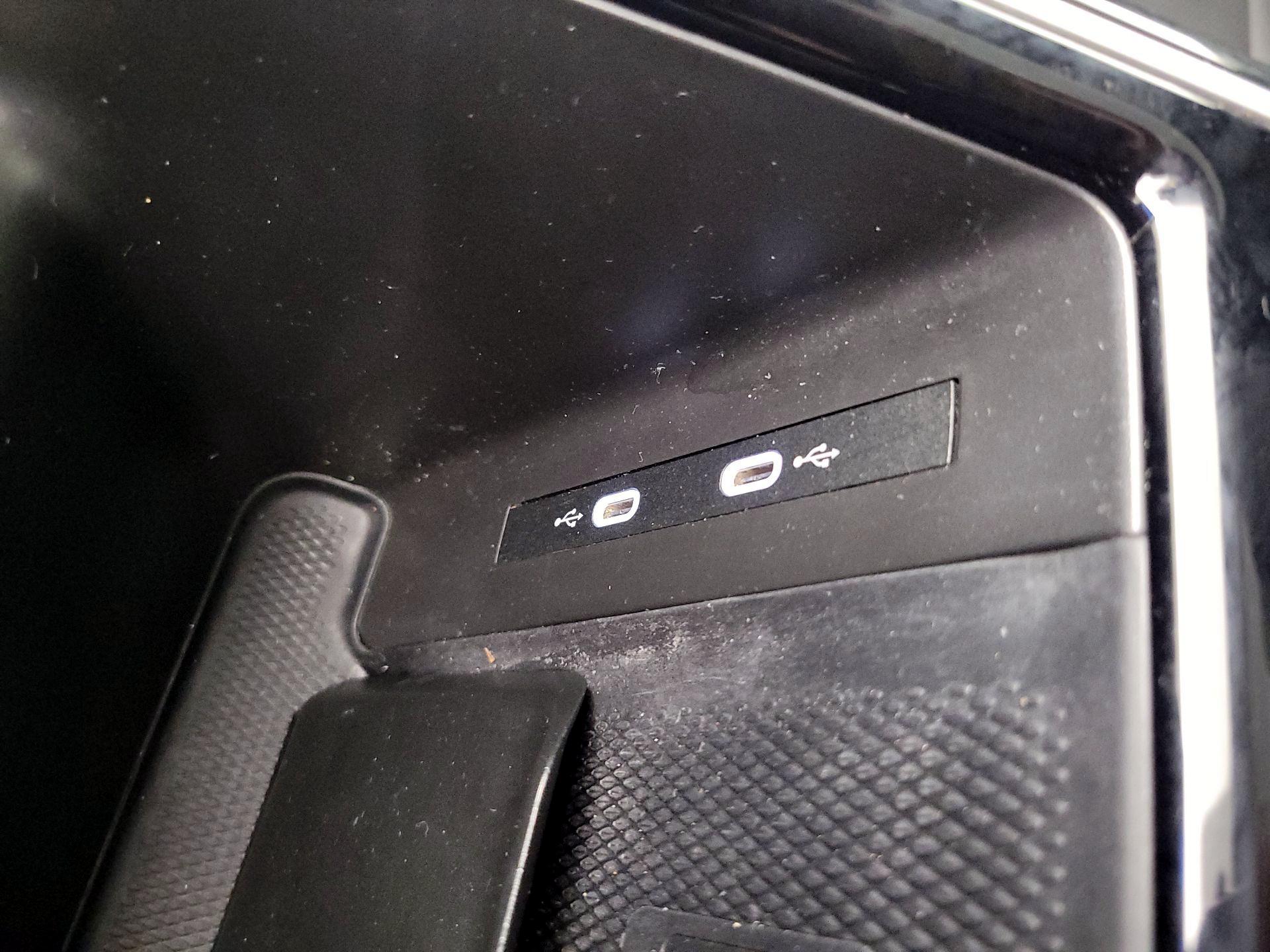 Thumbnail: 2023 Volkswagen ID.4 - 19