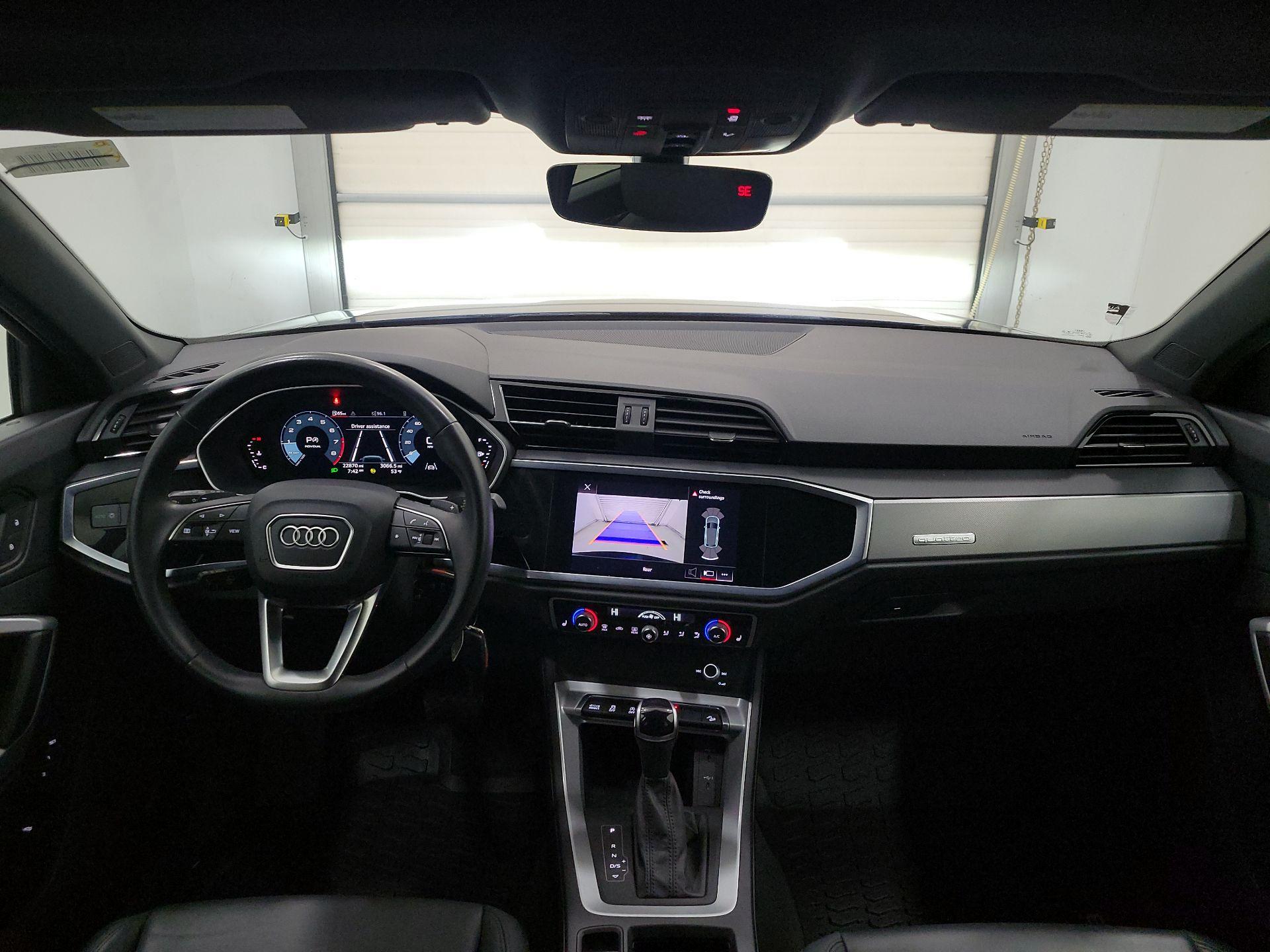 Thumbnail: 2022 Audi Q3 - 8