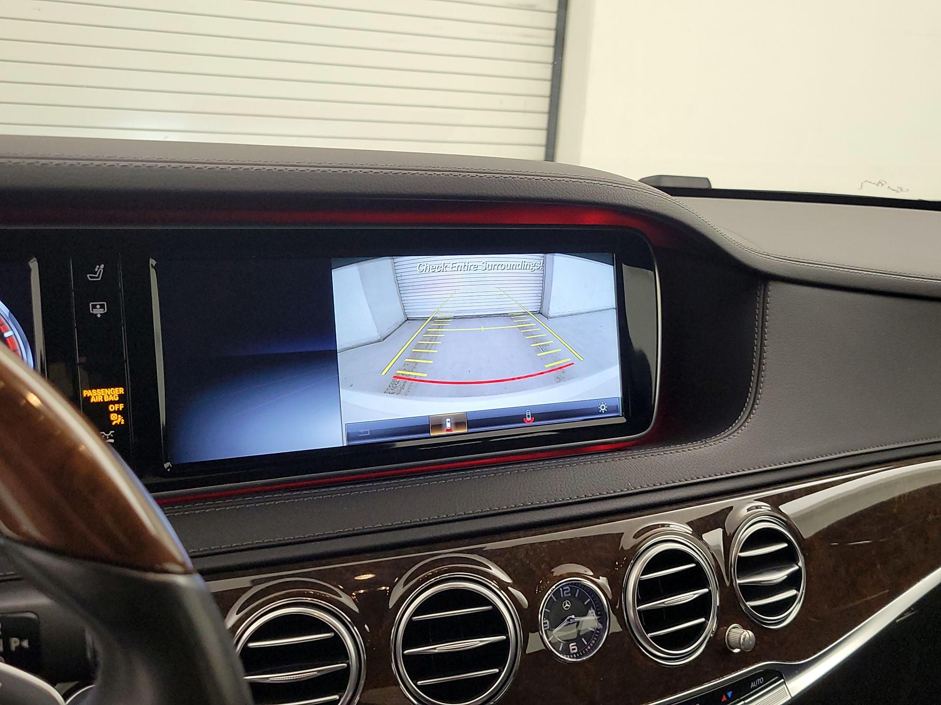 Thumbnail: 2016 Mercedes-Benz S-Class - 15