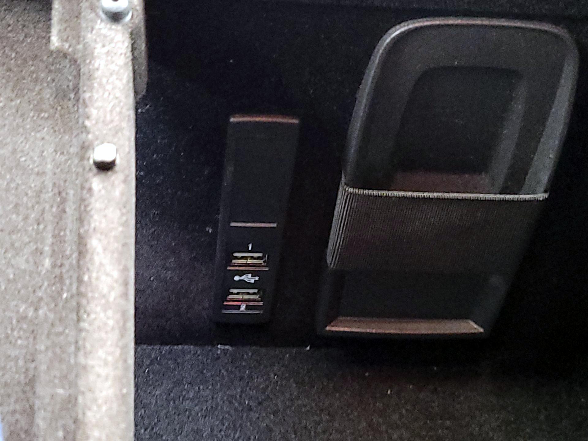 Thumbnail: 2016 Mercedes-Benz S-Class - 19