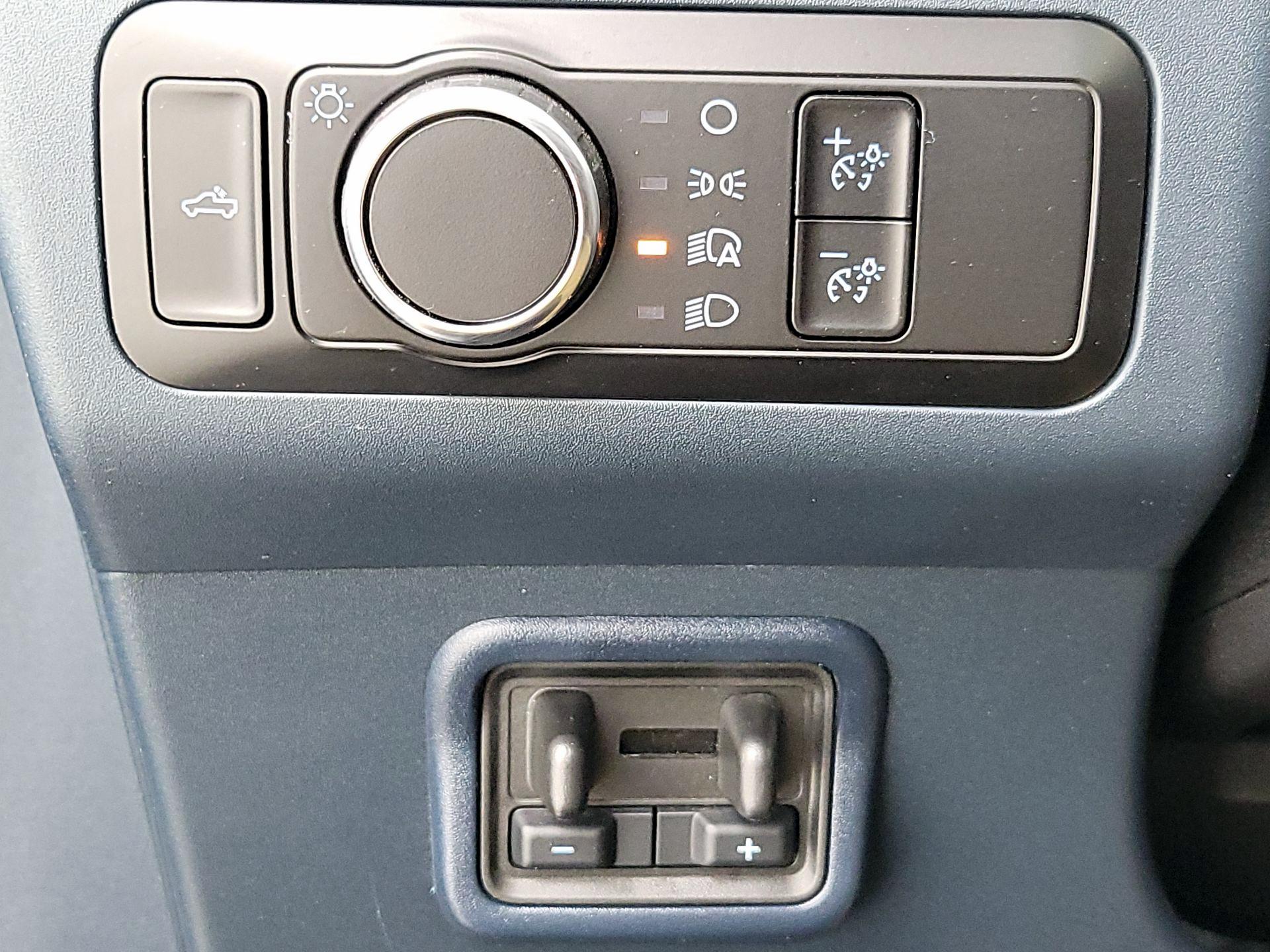 Thumbnail: 2025 Ford Maverick - 13