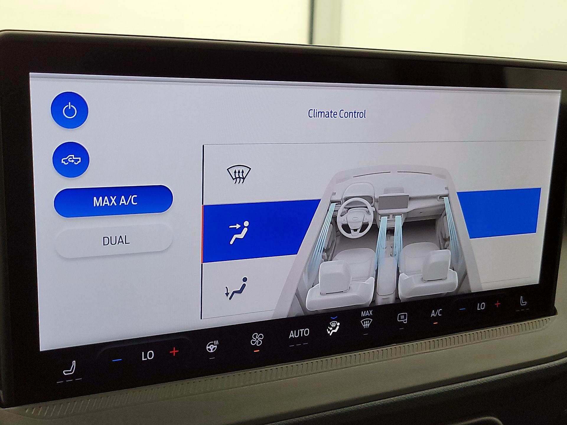 Thumbnail: 2025 Ford Maverick - 17